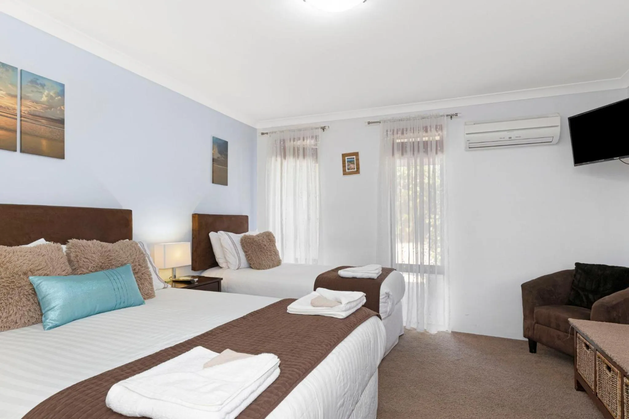 Bed in Baudins of Busselton Bed and Breakfast - Adults only