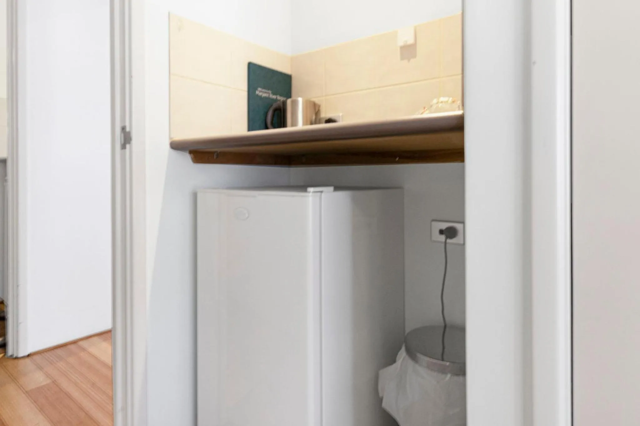 Coffee/tea facilities in Baudins of Busselton Bed and Breakfast - Adults only