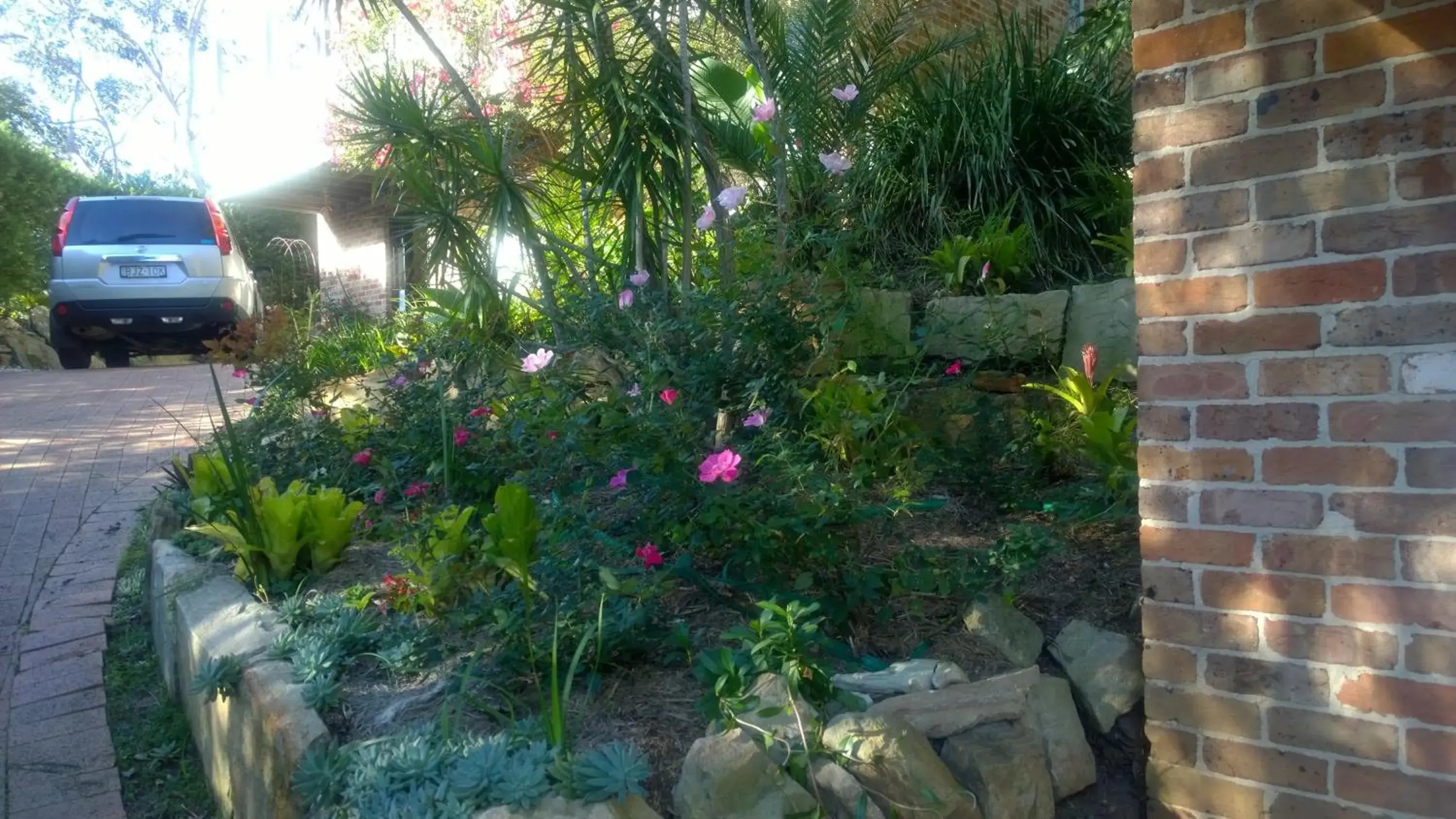 King or Twin Room with Garden View and Private Bathroom in Linley House King or Twin Room with Garden View and Private Bathroom in Linley House