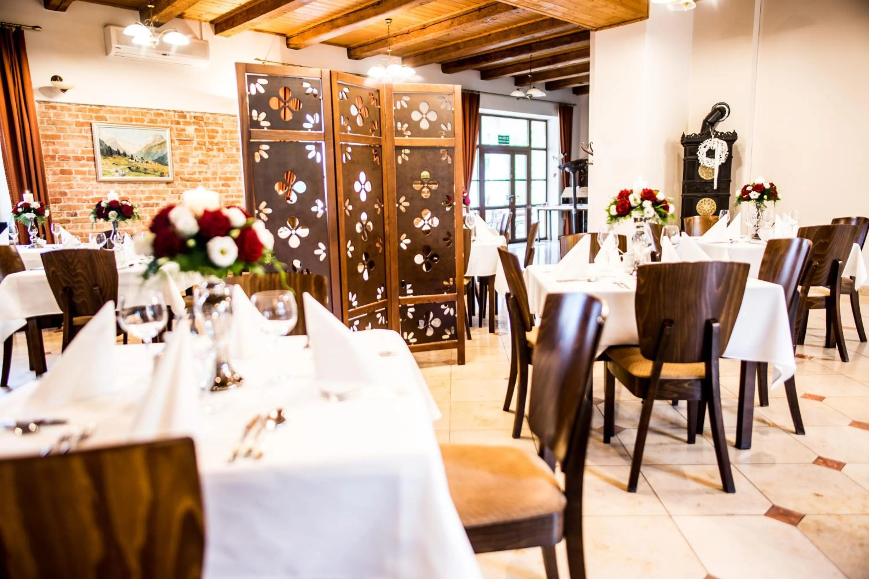 Restaurant/places to eat in Dworek Korytków