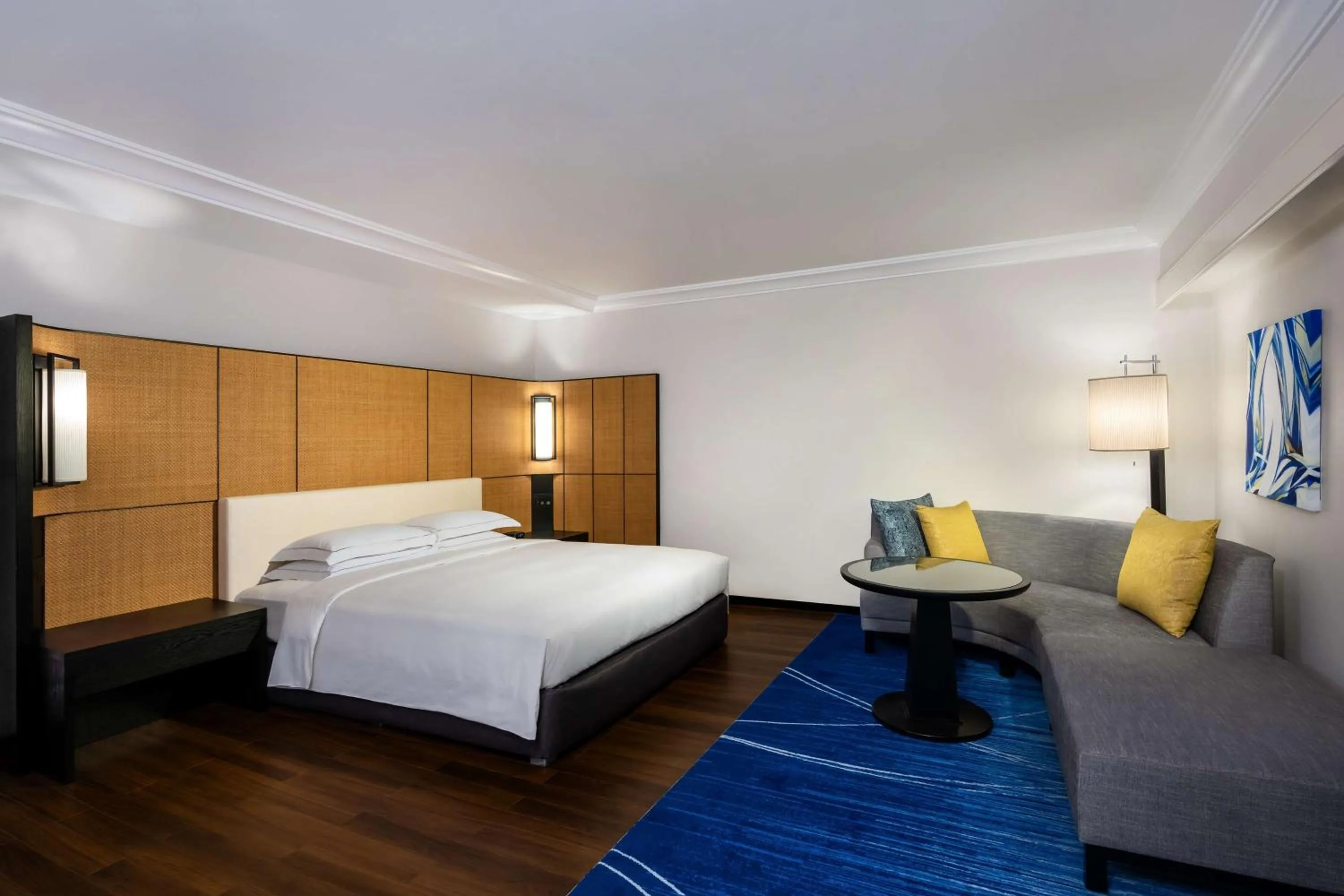 Bed in Hilton Guam Resort & Spa