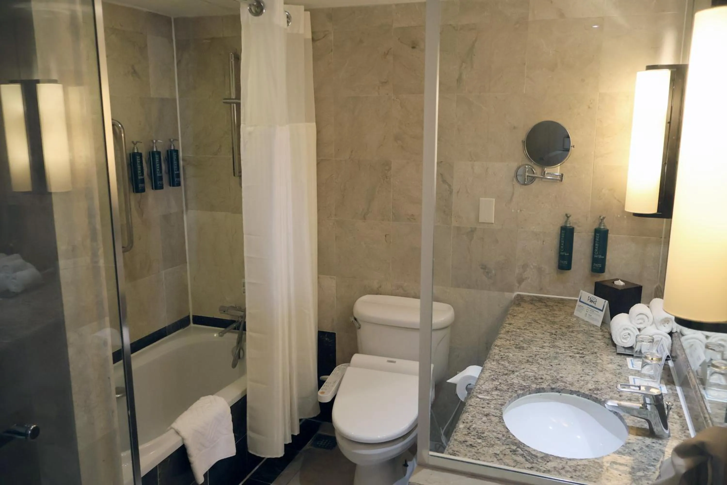 Bathroom in Hilton Guam Resort & Spa