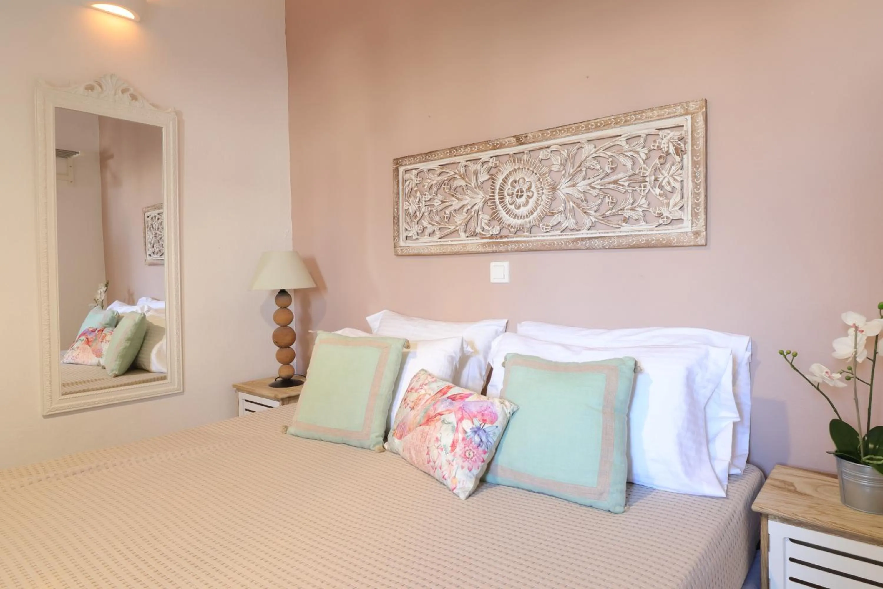 Bed in Elkaza Villas