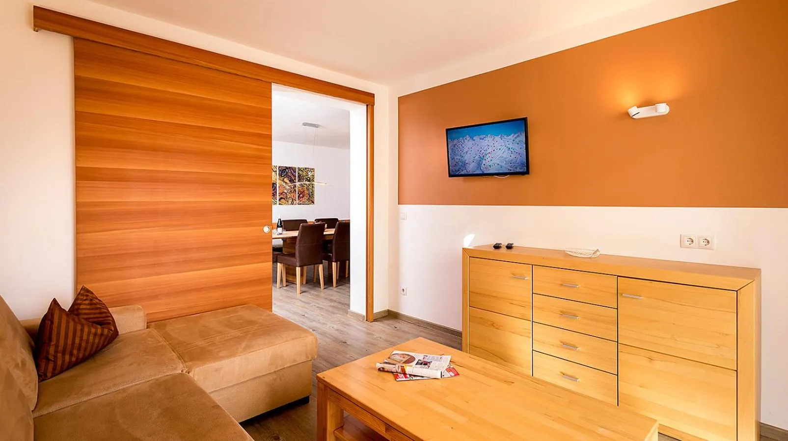 Three-Bedroom Apartment with Terrace in Bella Vista Apart
