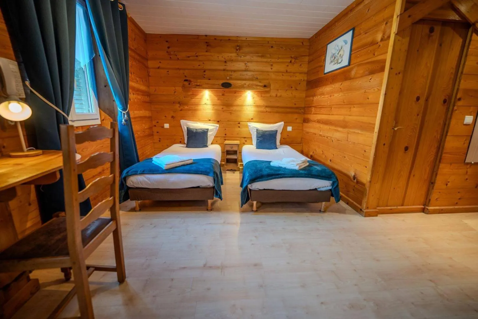 Bed in Hôtel du Centre