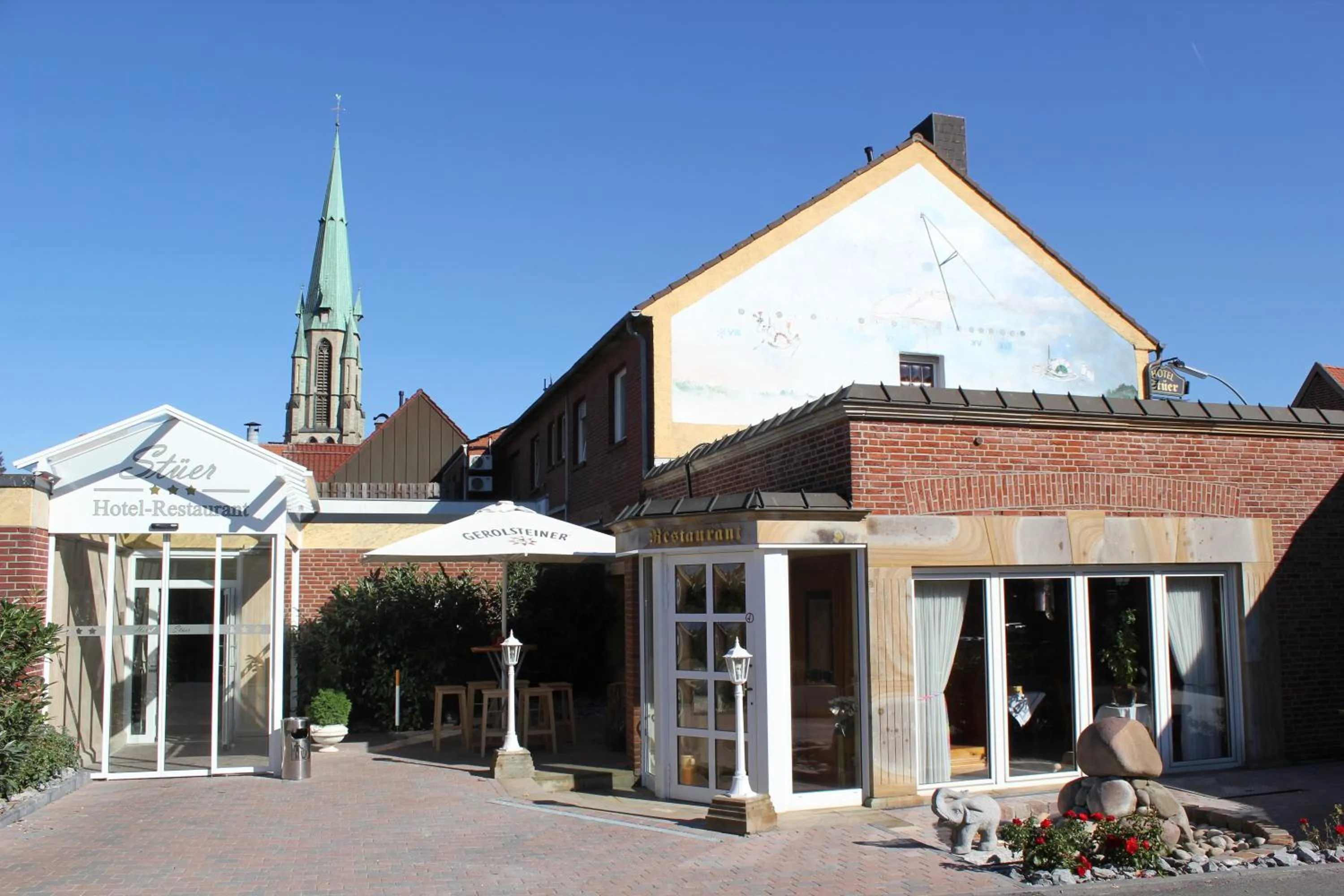 Facade/entrance in Landhotel Stüer