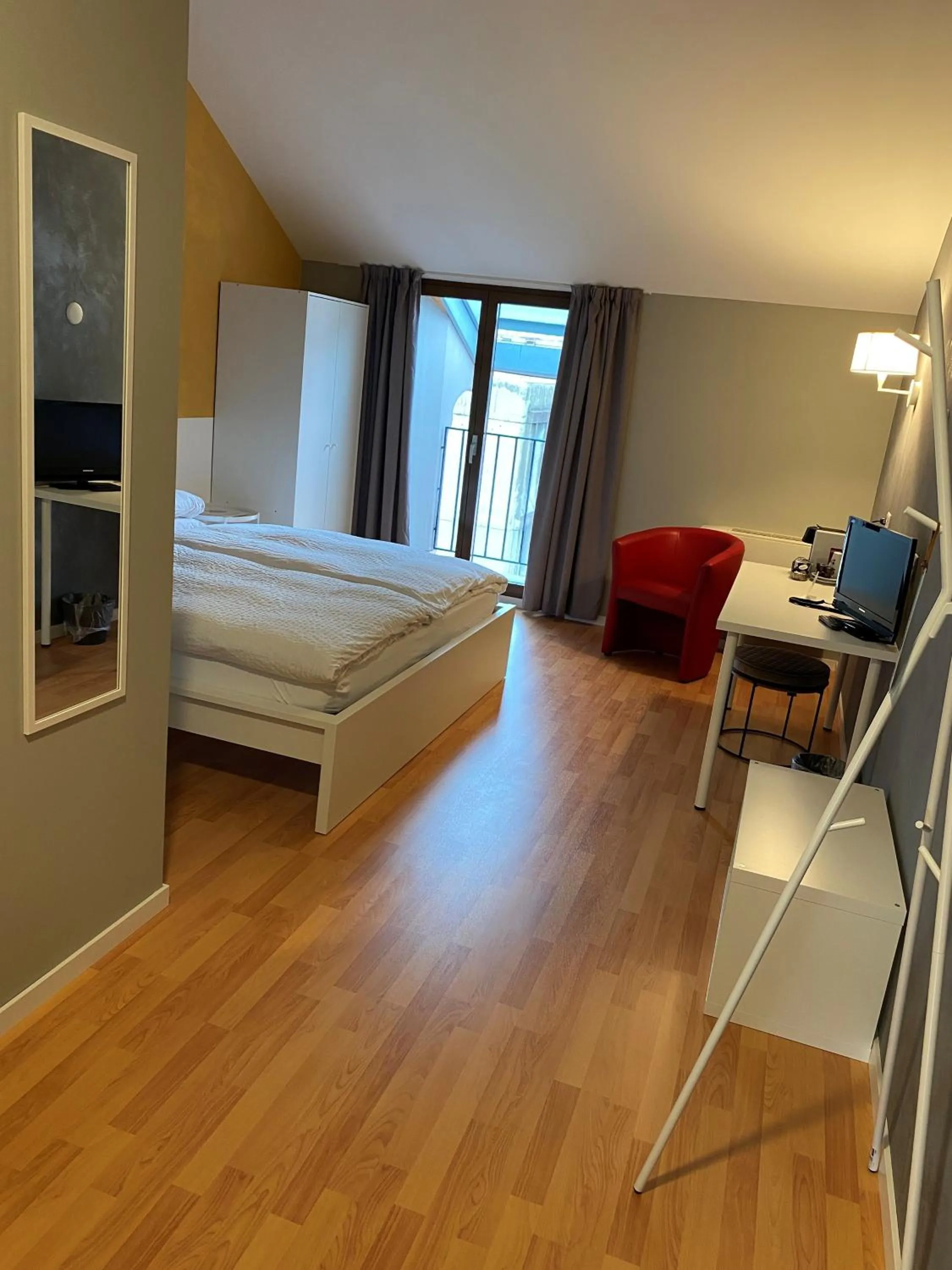 Bed in Hotel Zurigo Downtown