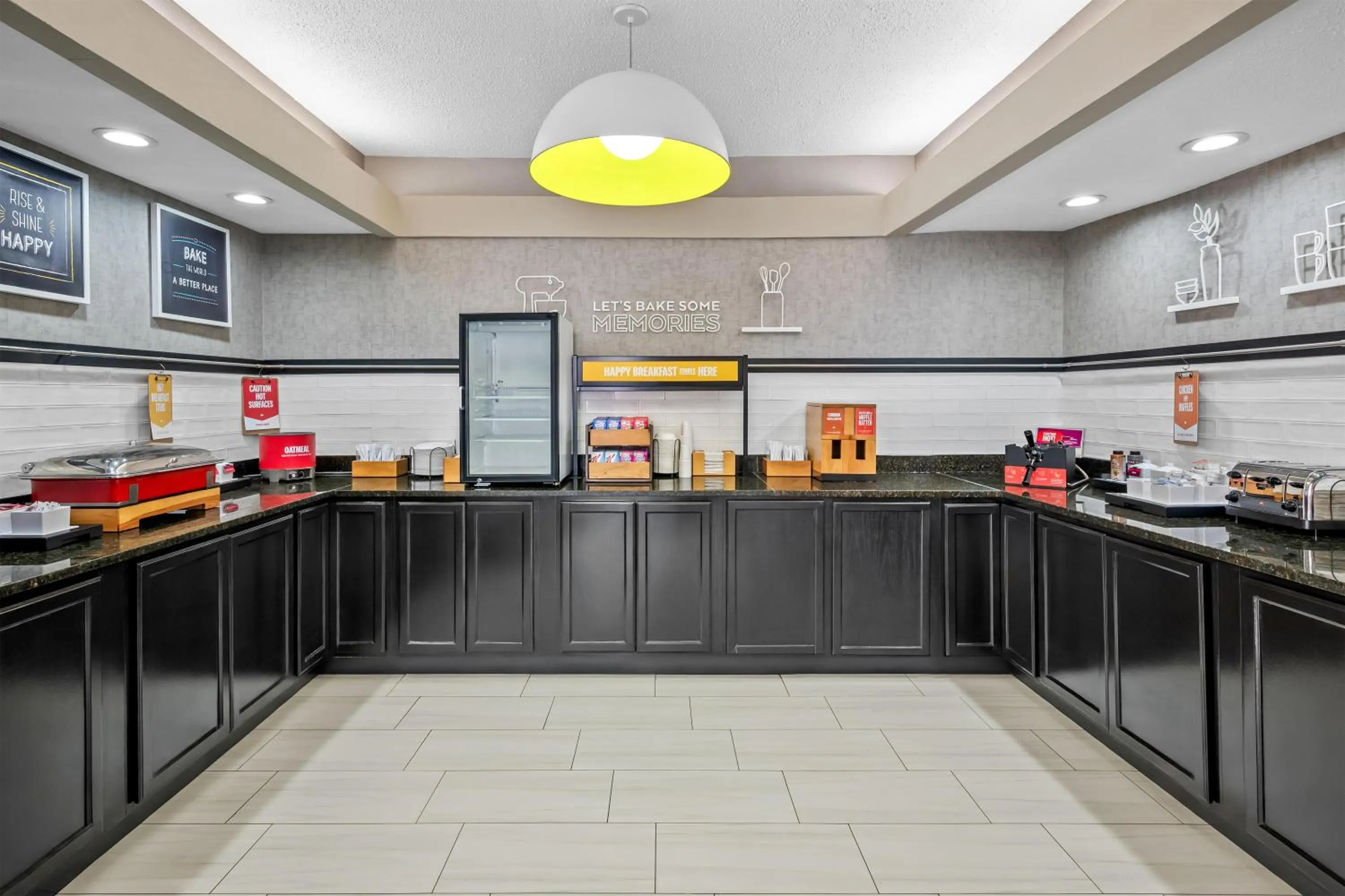 Breakfast in Hampton Inn Bloomington West