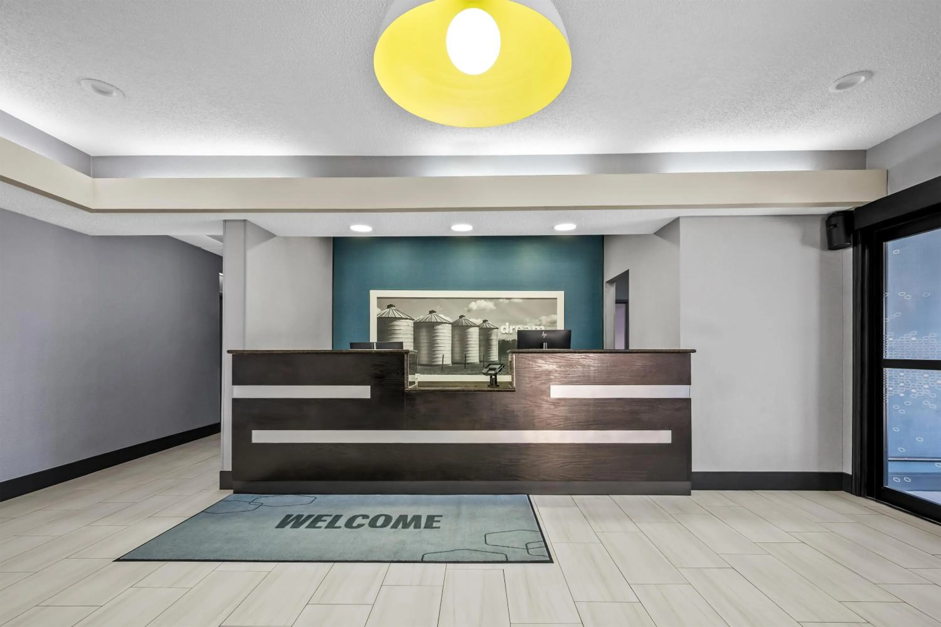 Lobby or reception in Hampton Inn Bloomington West