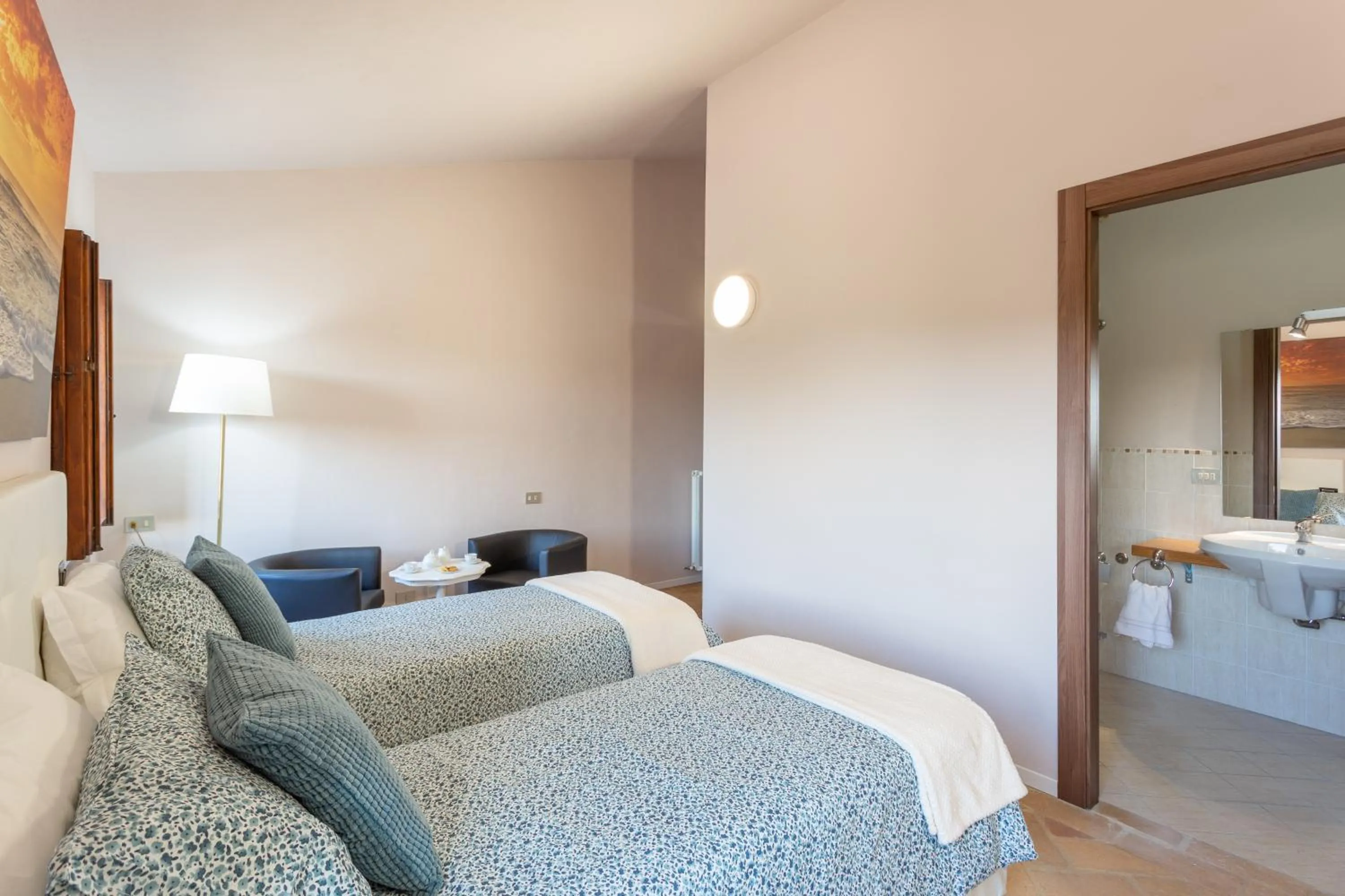 Bedroom, Bed in GH Borgo Pulciano Agriturismo