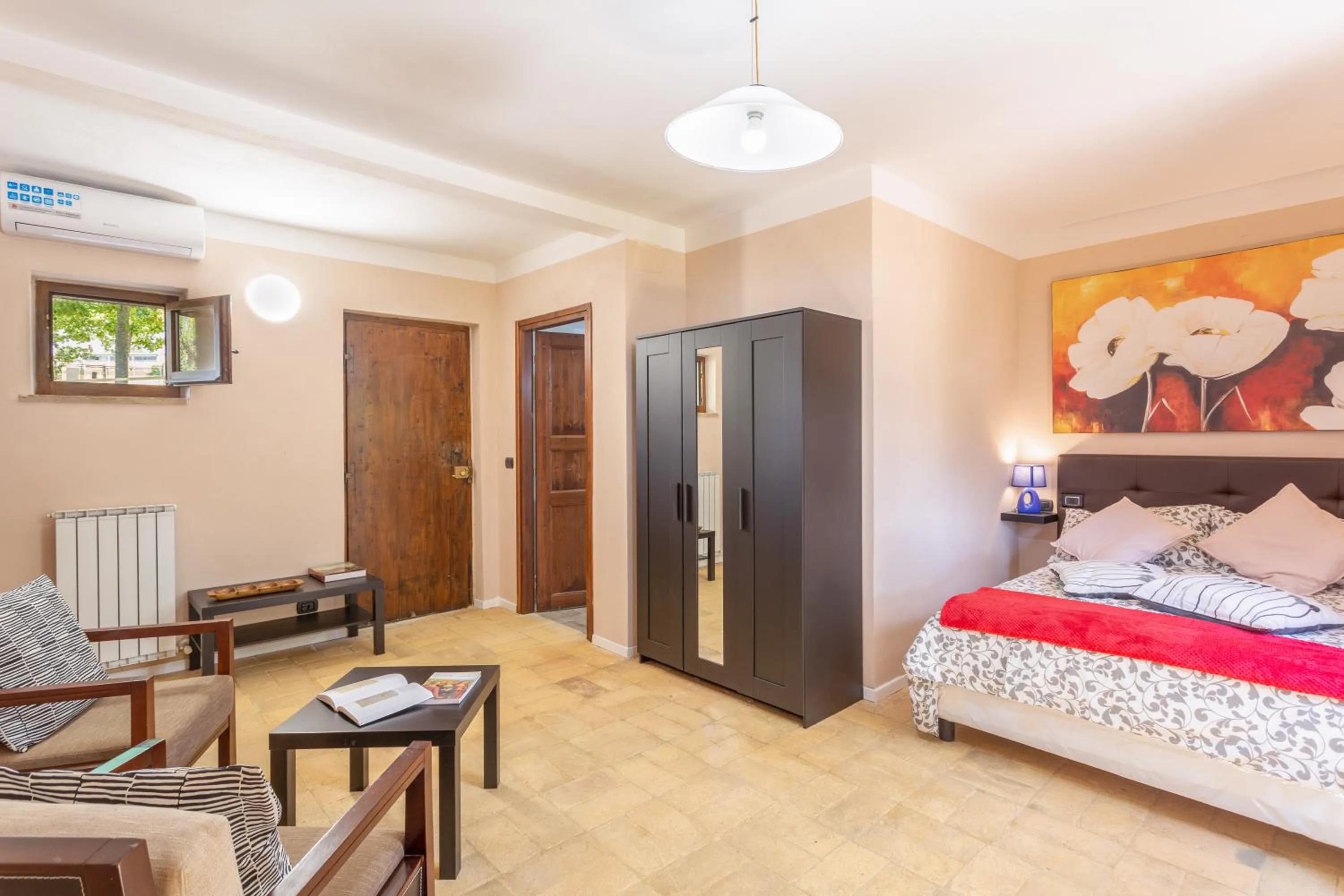 Bedroom, Bed in GH Borgo Pulciano Agriturismo