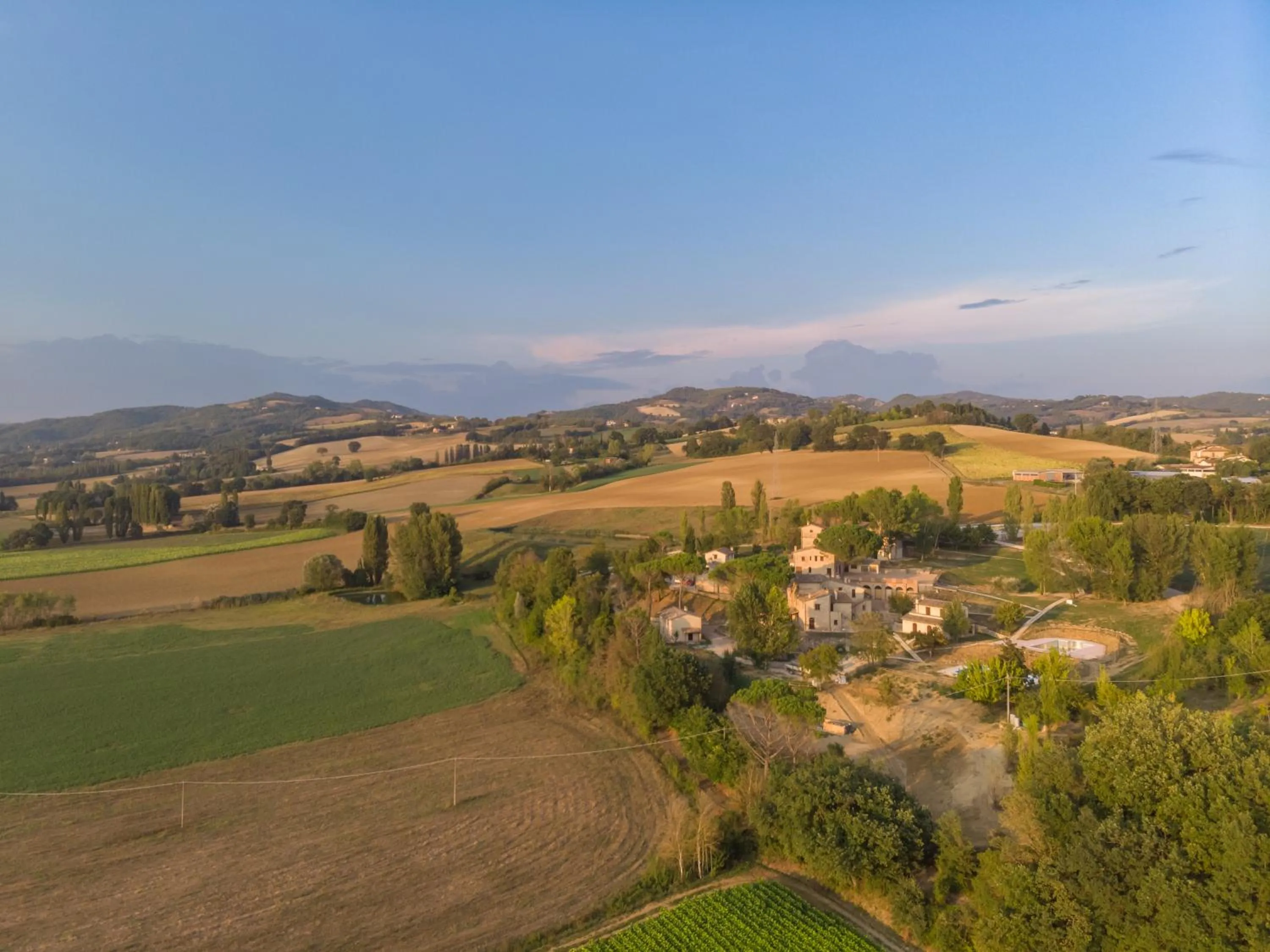 Bird's eye view in GH Borgo Pulciano Agriturismo