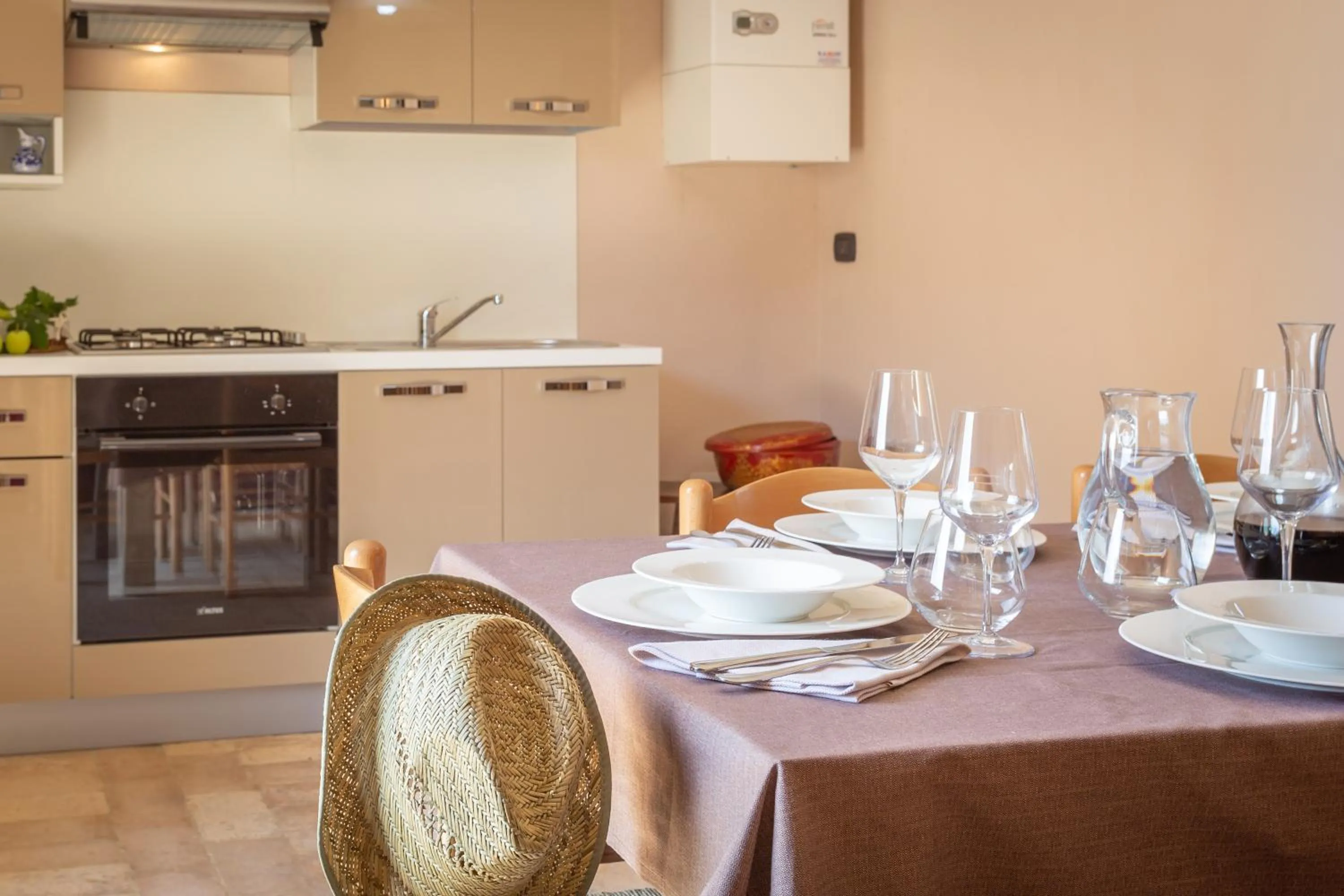 Kitchen or kitchenette in GH Borgo Pulciano Agriturismo