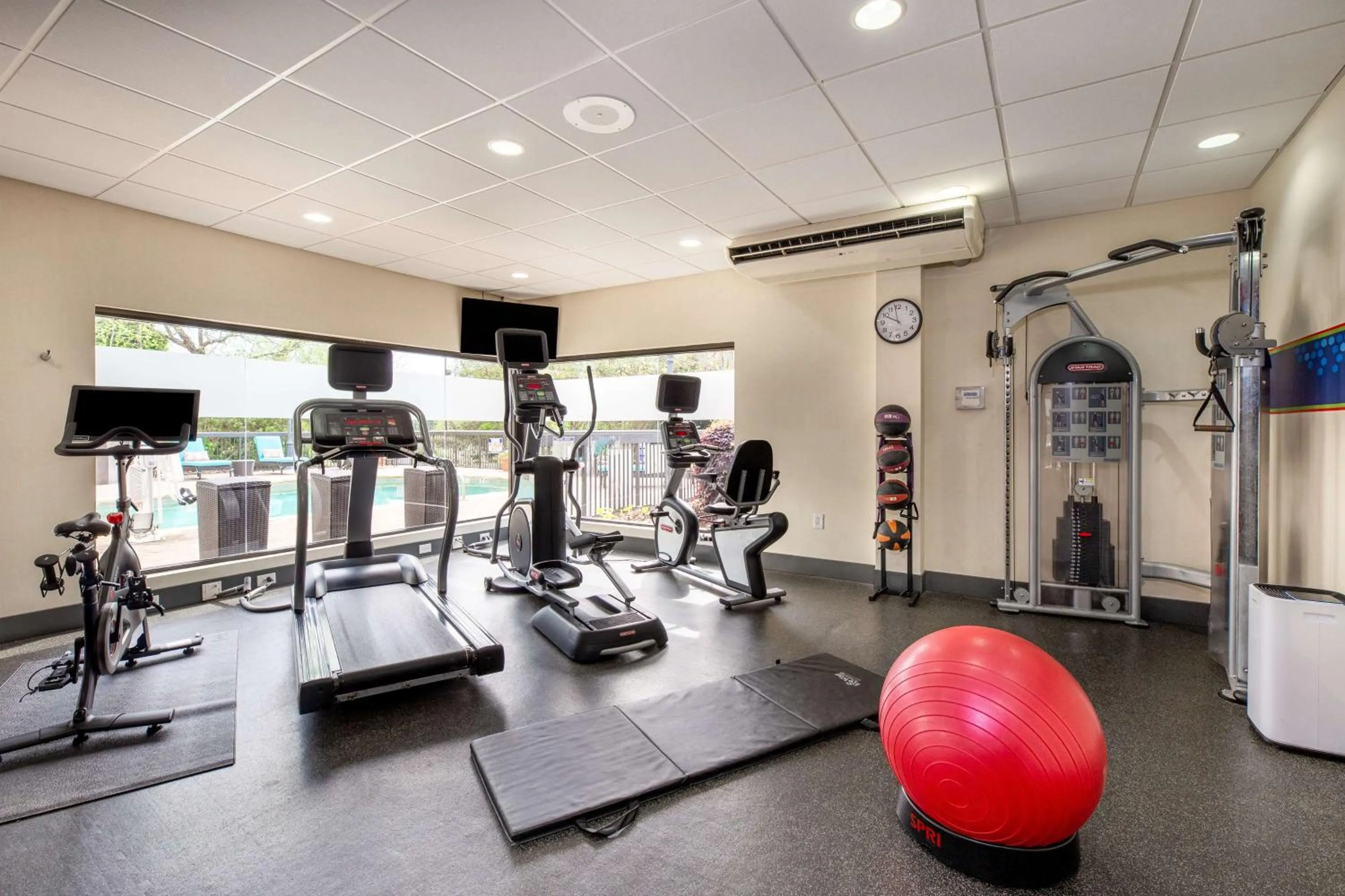 Fitness centre/facilities in Hampton Inn Columbia I-26/Harbison Blvd