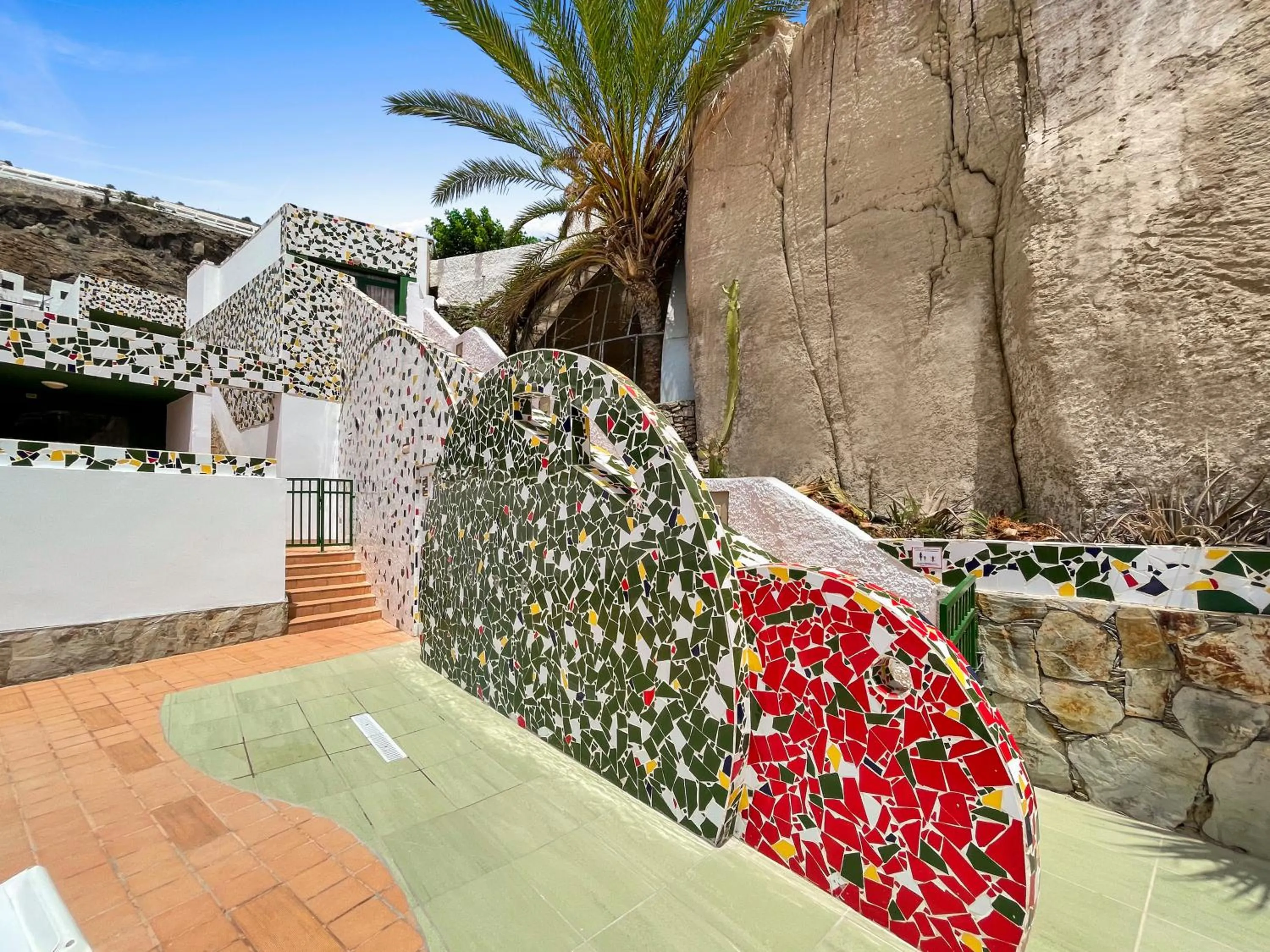 Area and facilities in Parque Raquel