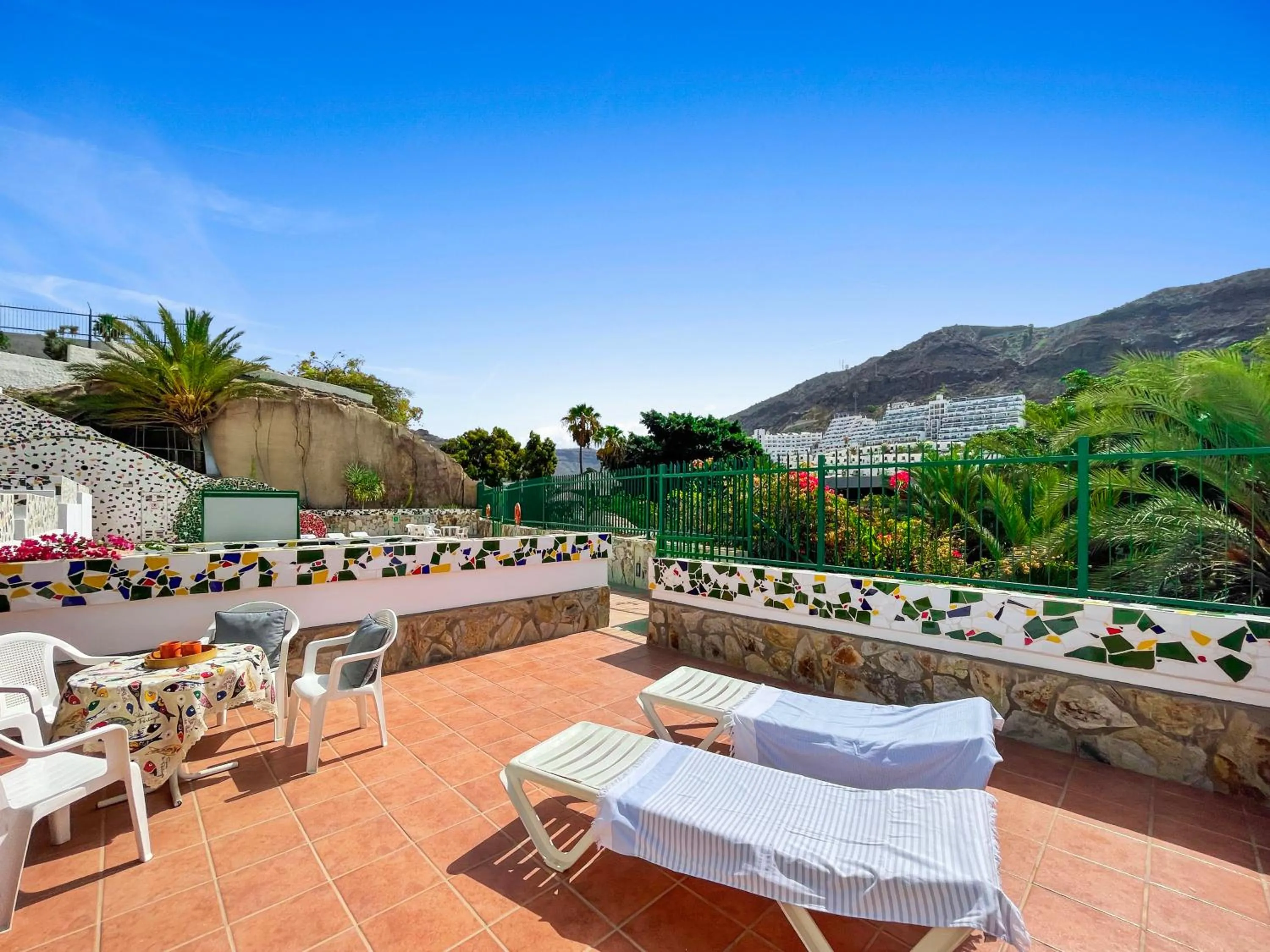 Staff in Parque Raquel