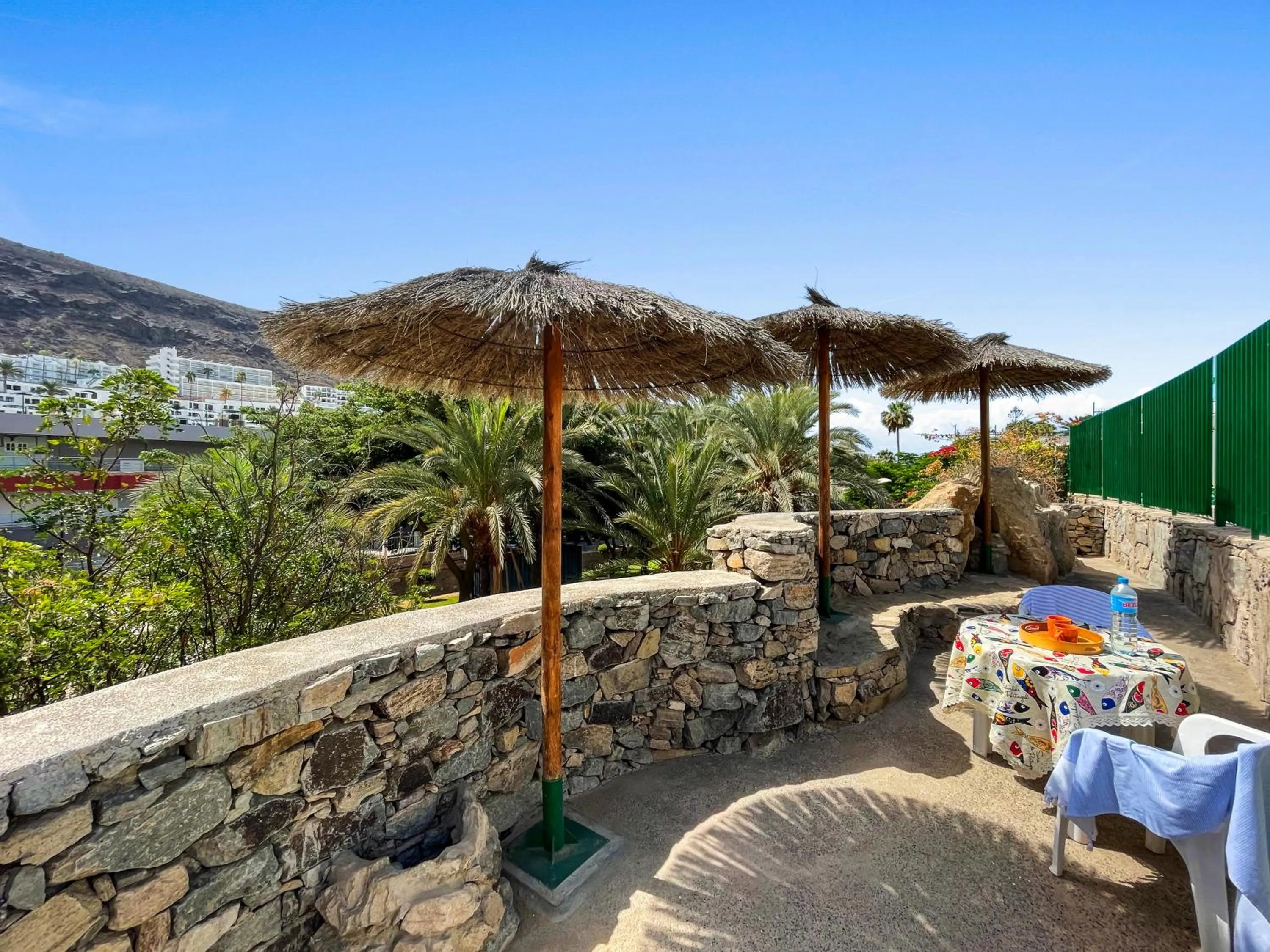 Patio in Parque Raquel