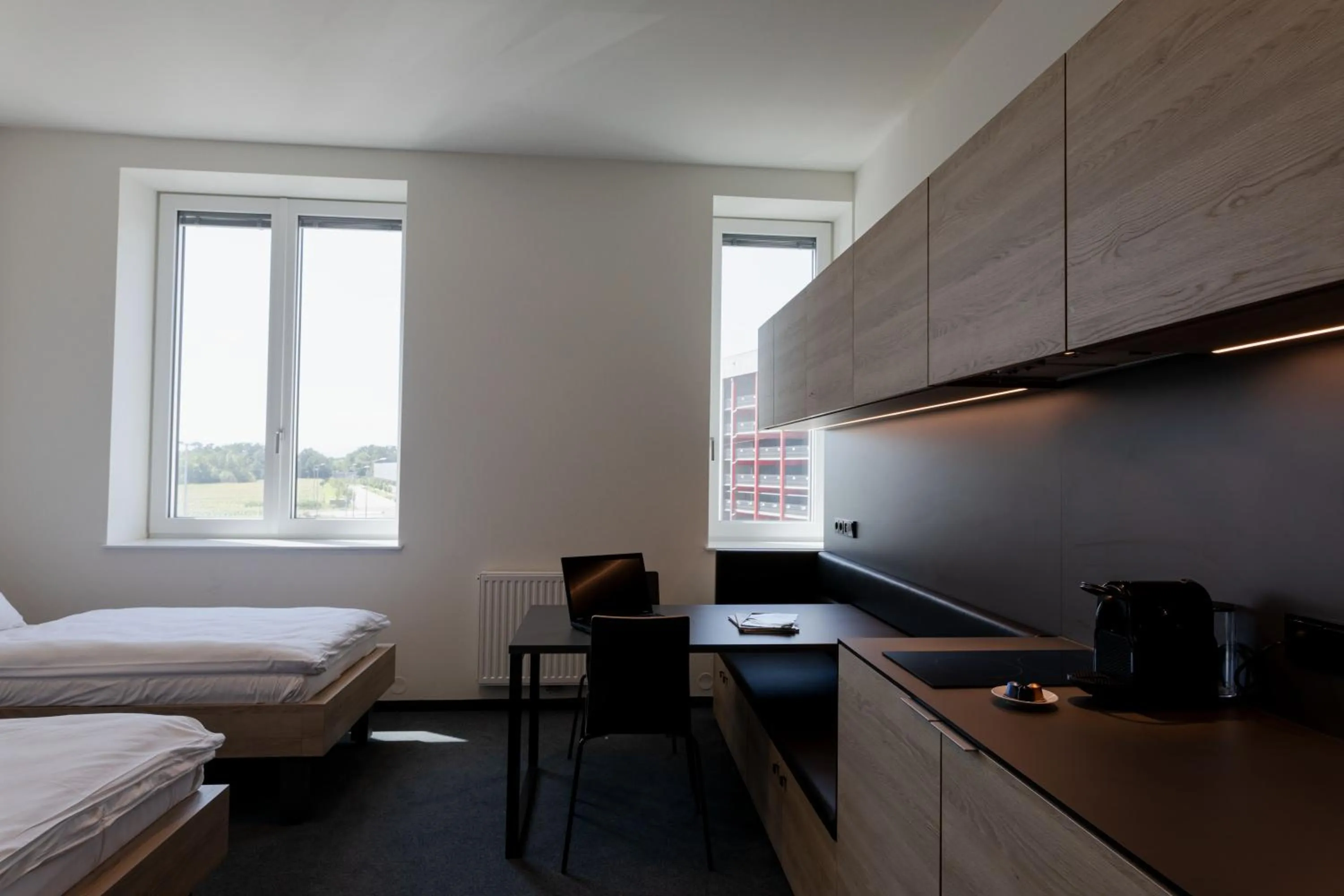 Kitchen or kitchenette, Bed in TT-ROOMS - kontaktlos mit Self Check-in I FREE PARKING