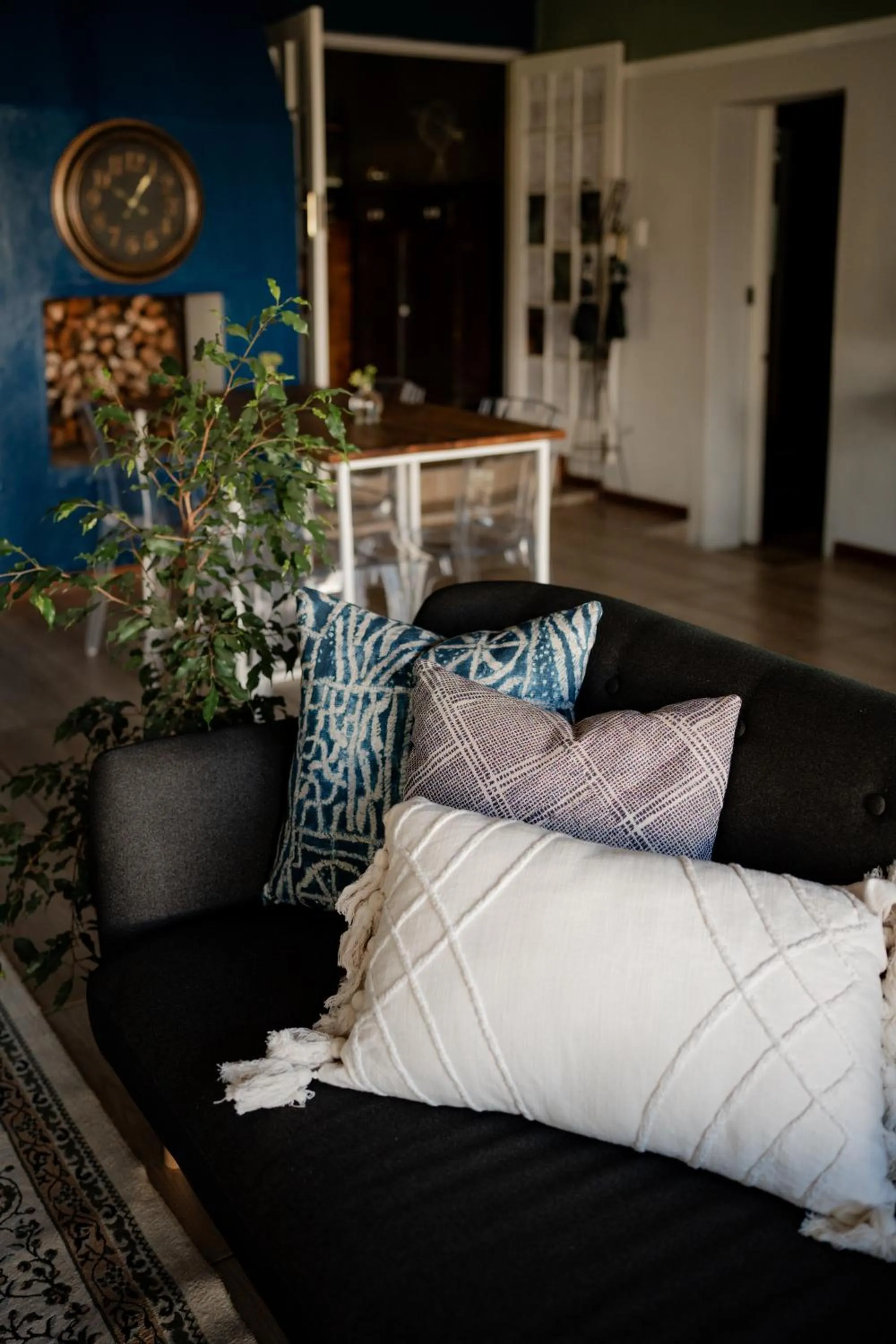 Living room, Bed in Elianthe Guesthouse