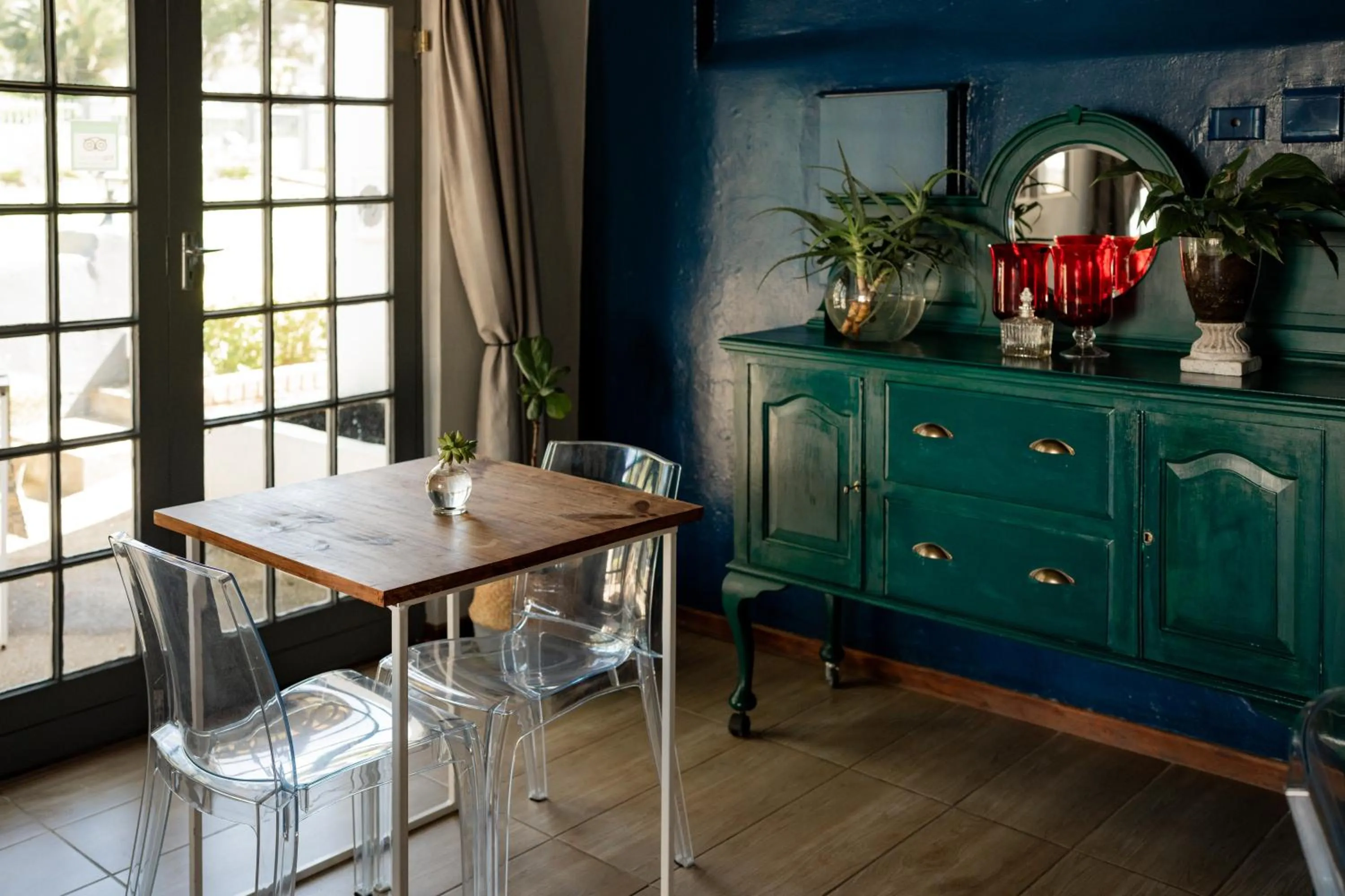 Dining area in Elianthe Guesthouse