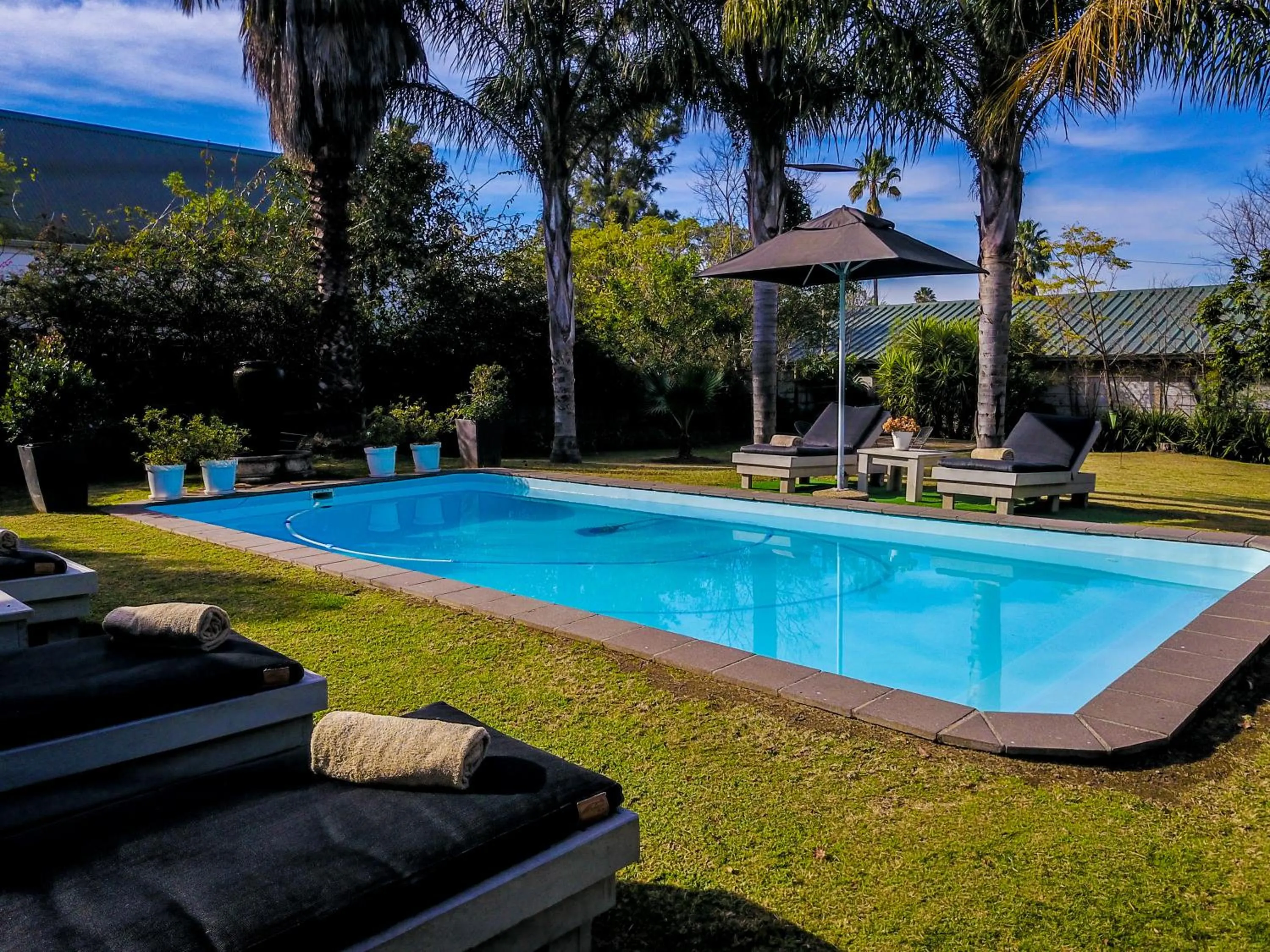 Swimming pool in Elianthe Guesthouse