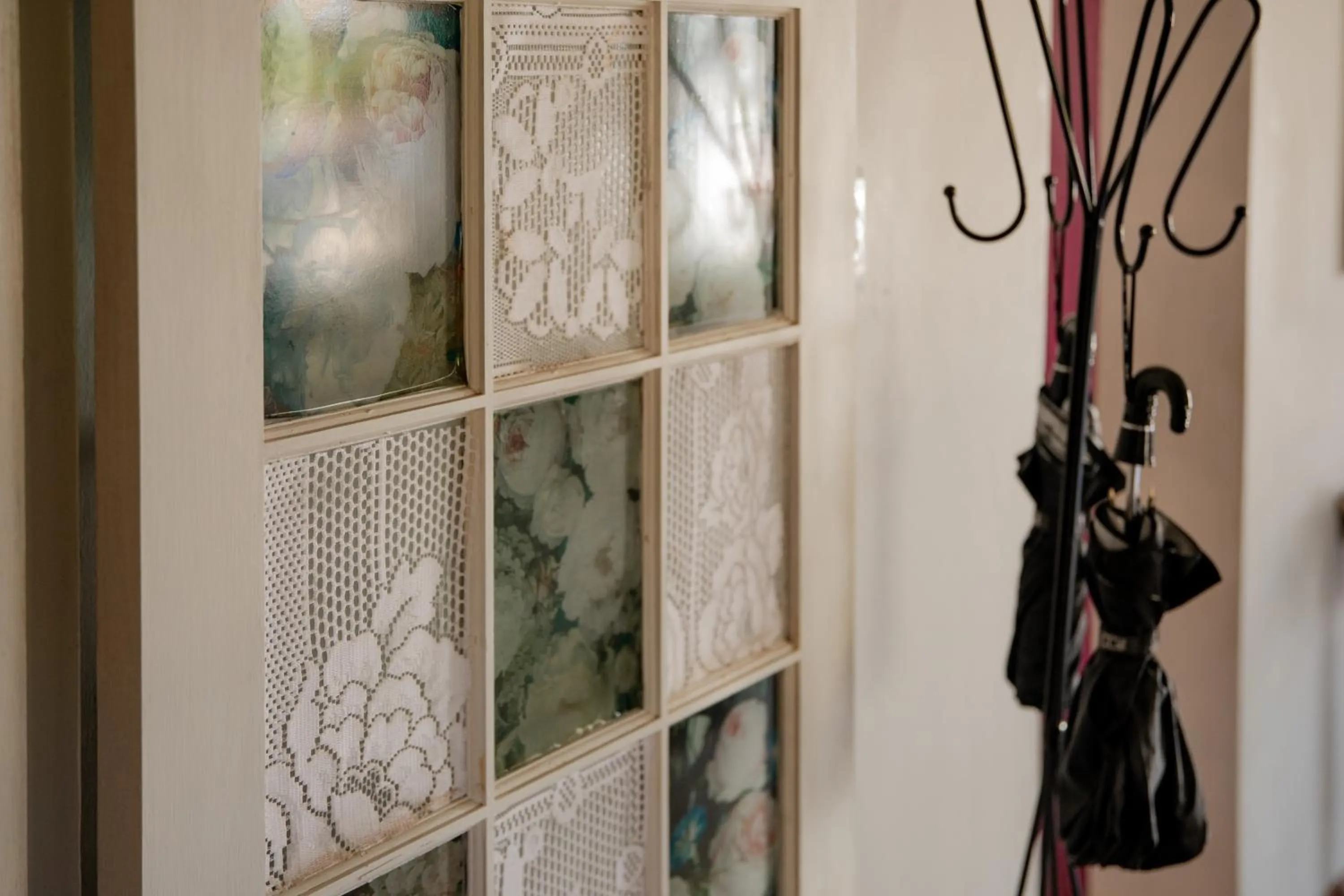 Dining area in Elianthe Guesthouse