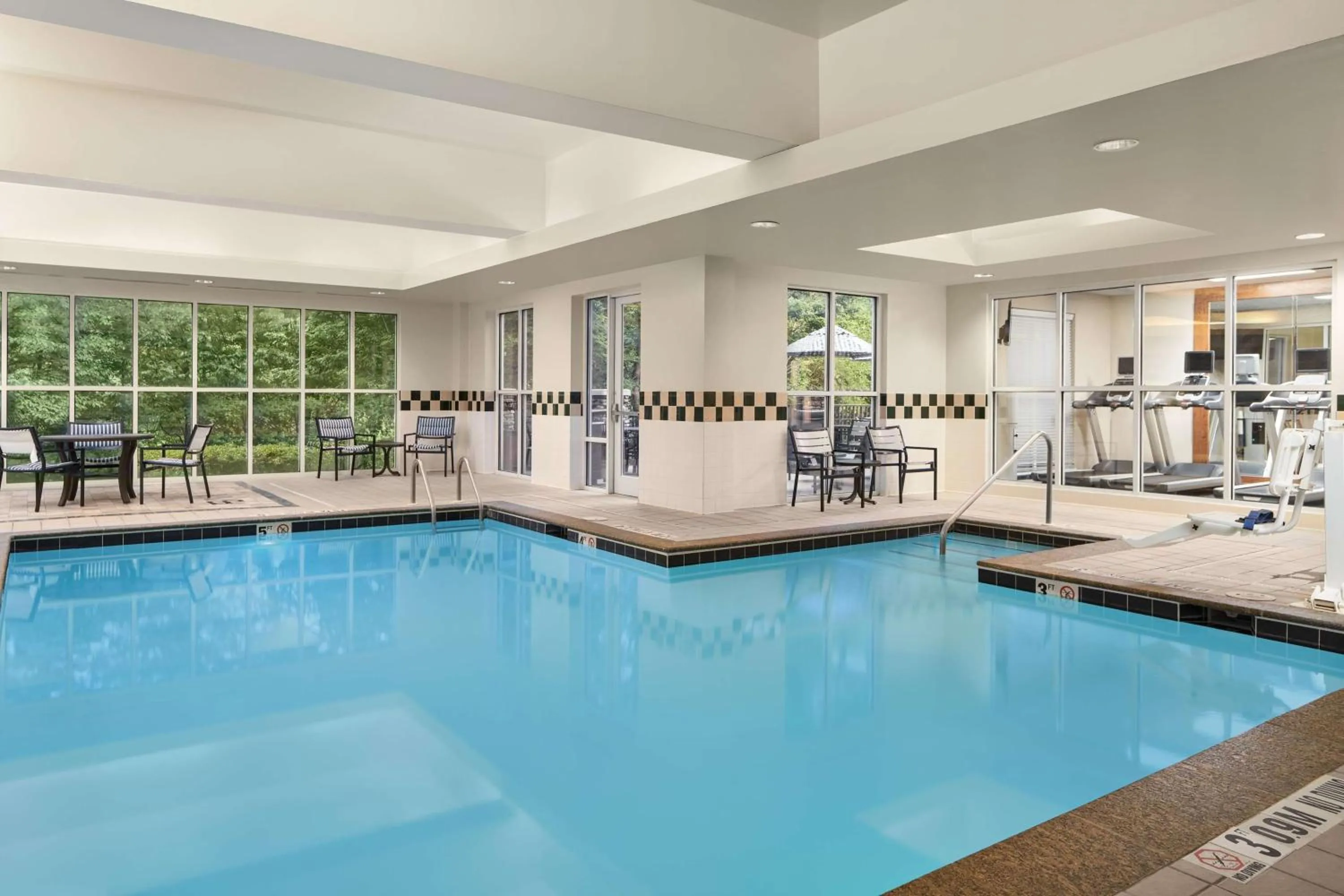 Pool view in Hilton Garden Inn Columbus