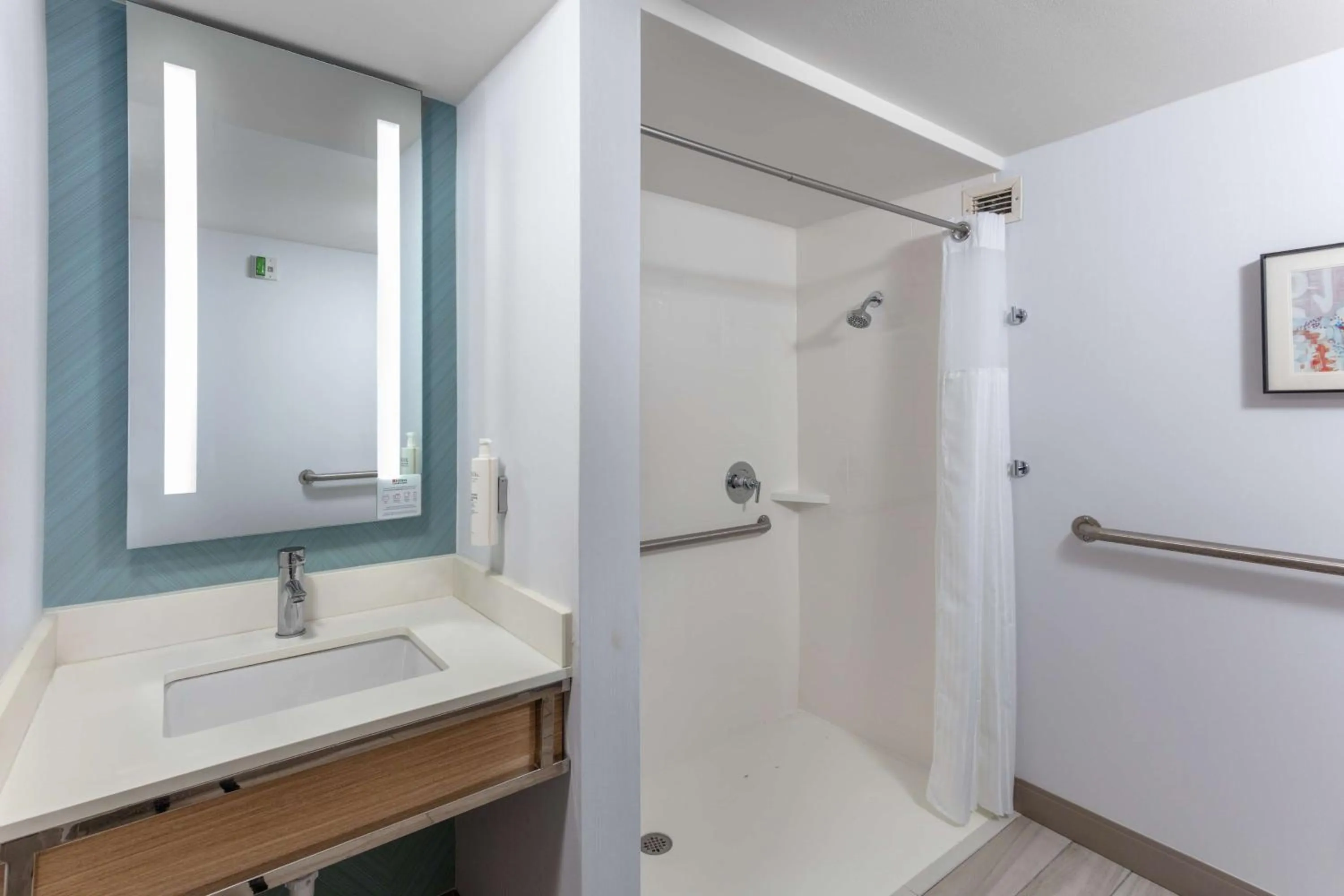 Bathroom in Hilton Garden Inn Columbus