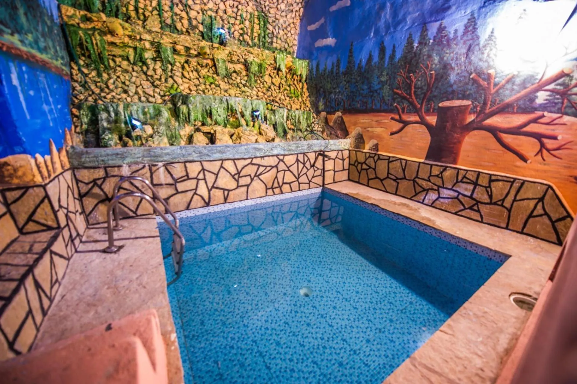 Pool view in Riad Sephora