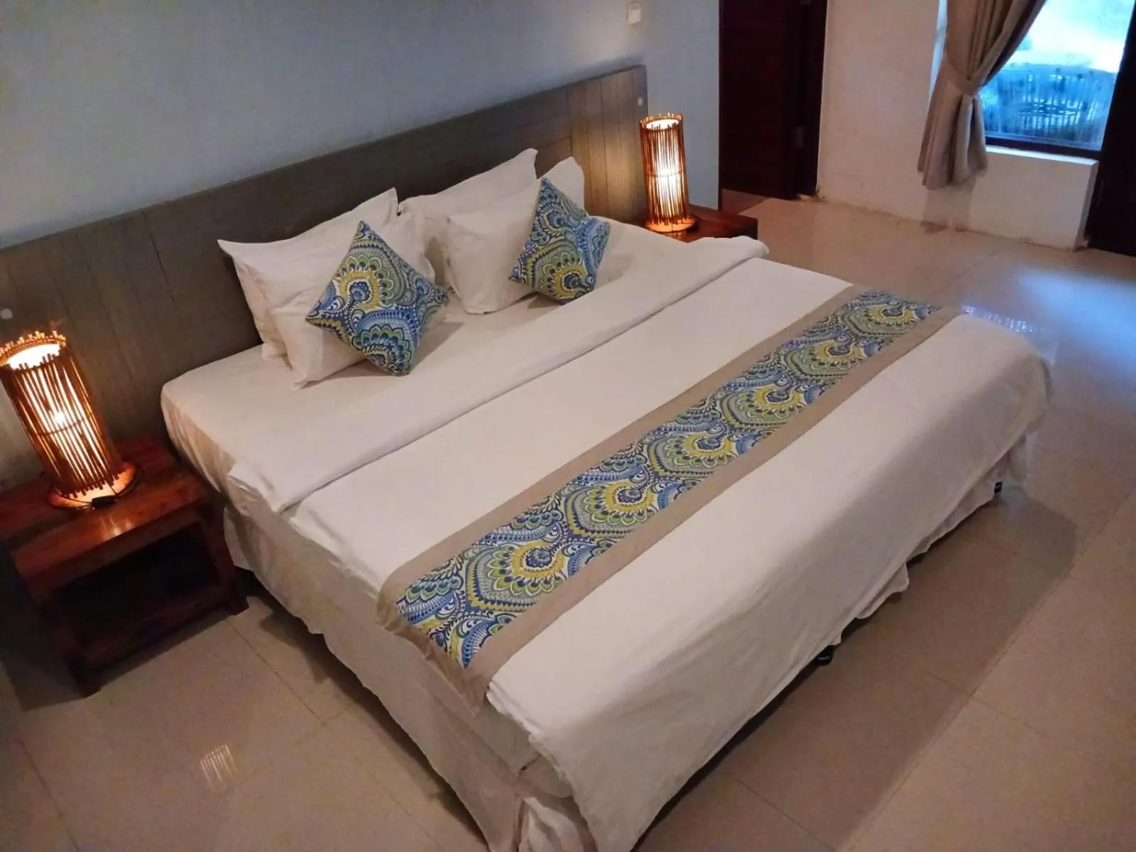 Bed in Scallywags Beach Club