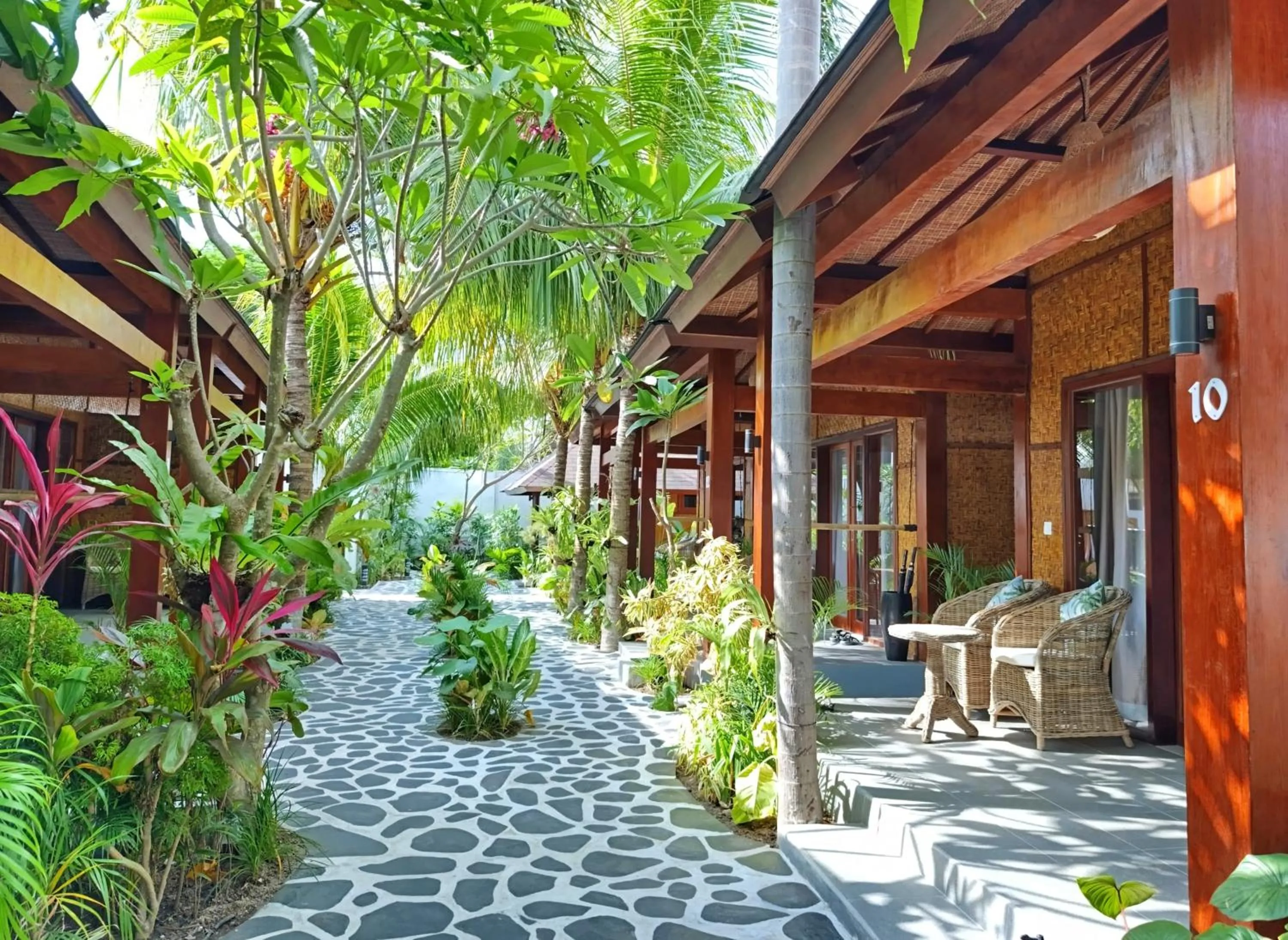 Scallywags Beach Club