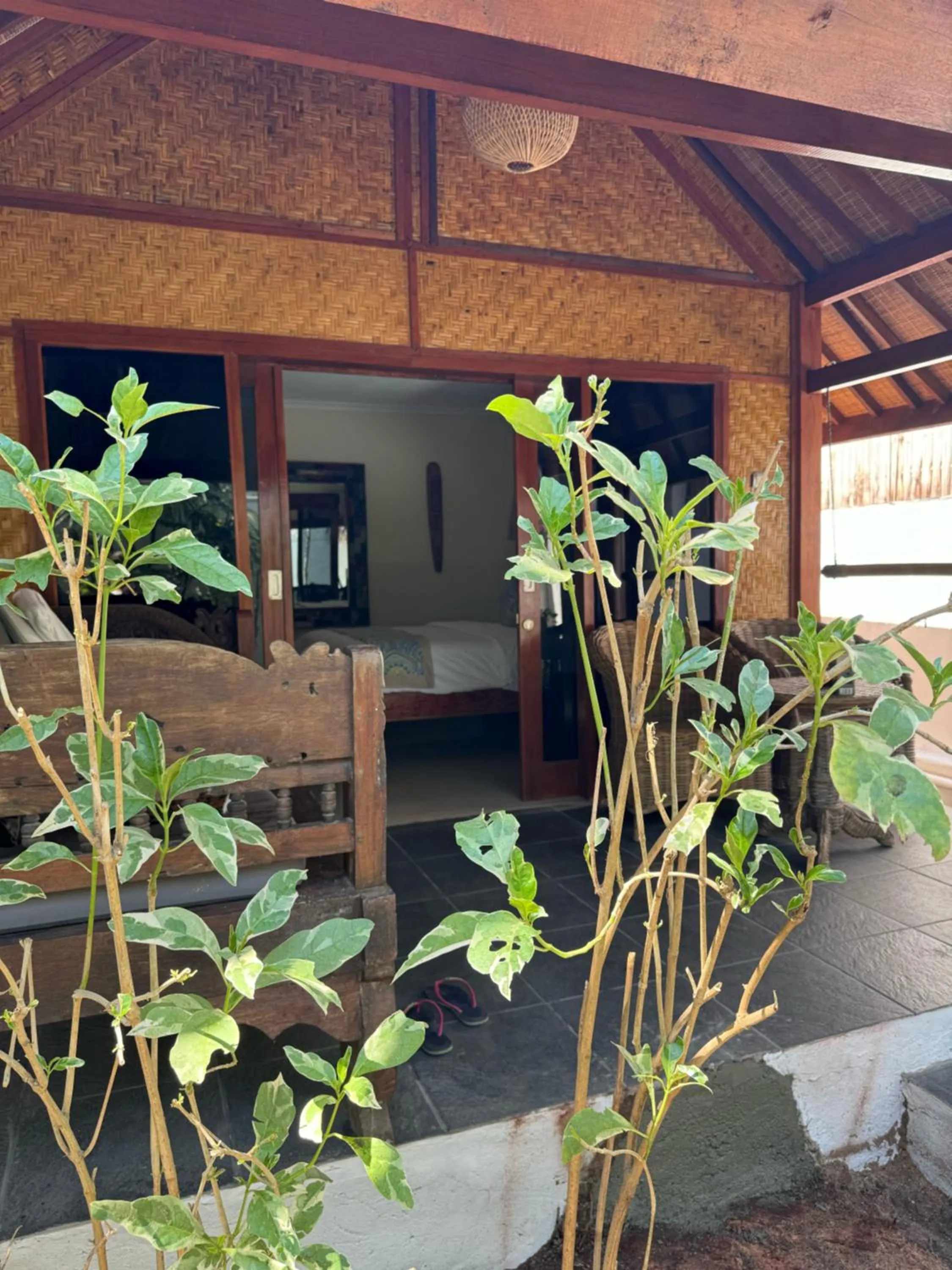 Scallywags Beach Club