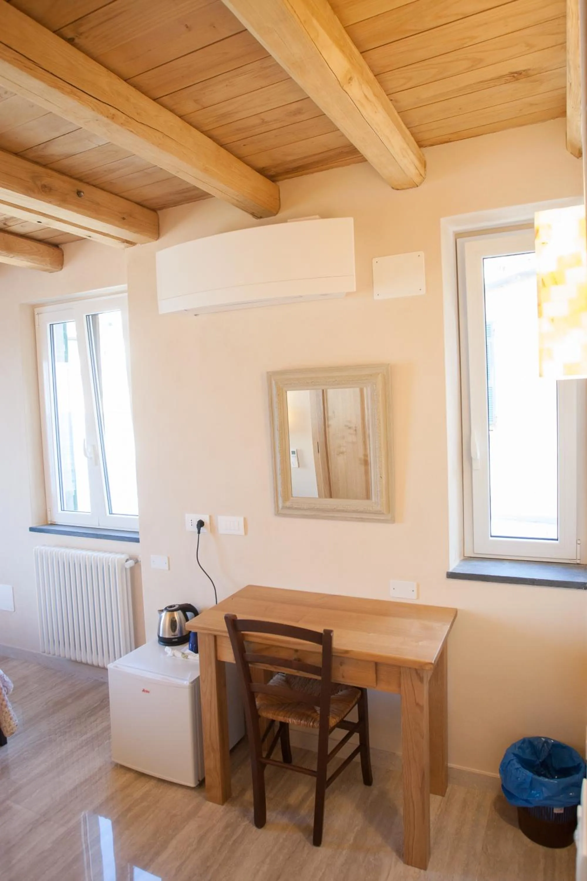 Photo of the whole room in Scorci Di Mare