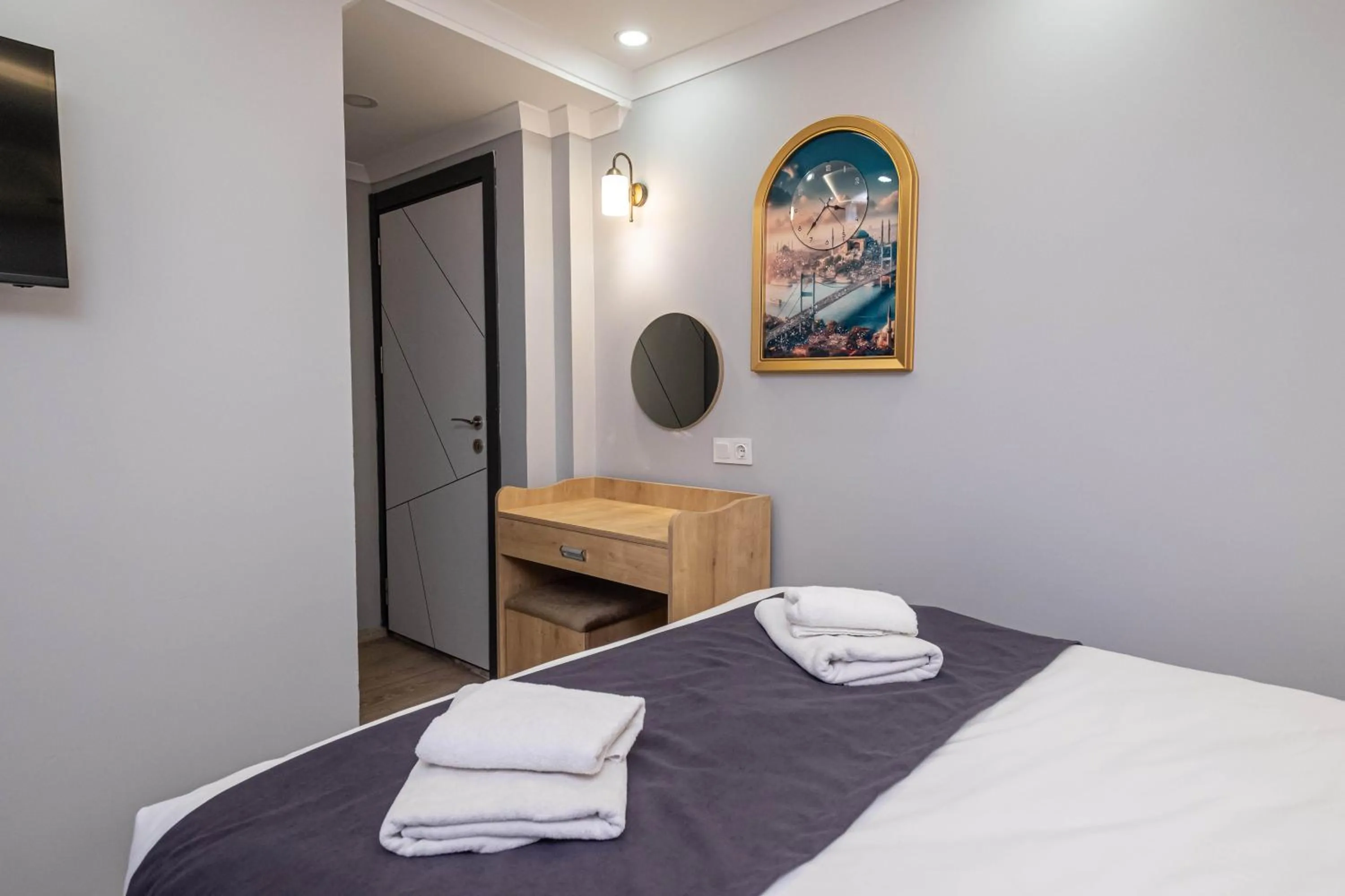 Bed in Family Istanbul Hotel