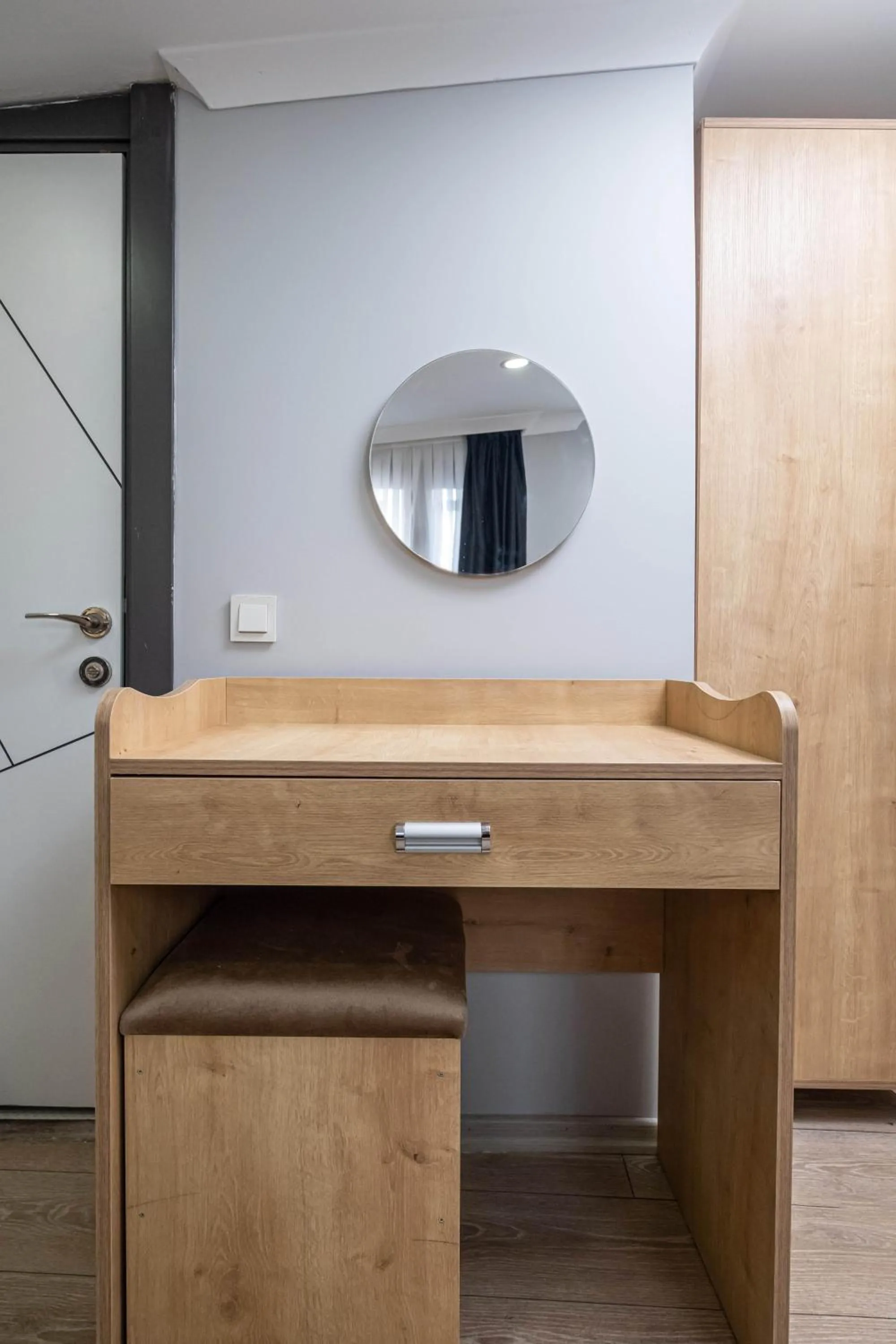 hair dresser in Family Istanbul Hotel