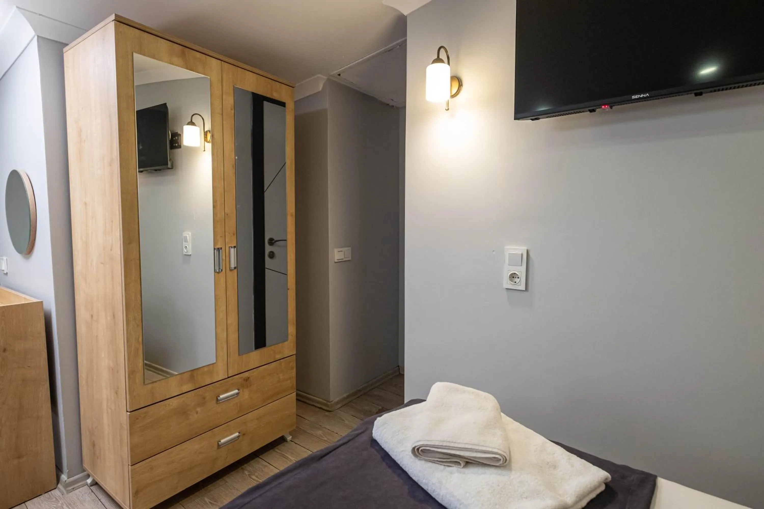 Bed in Family Istanbul Hotel