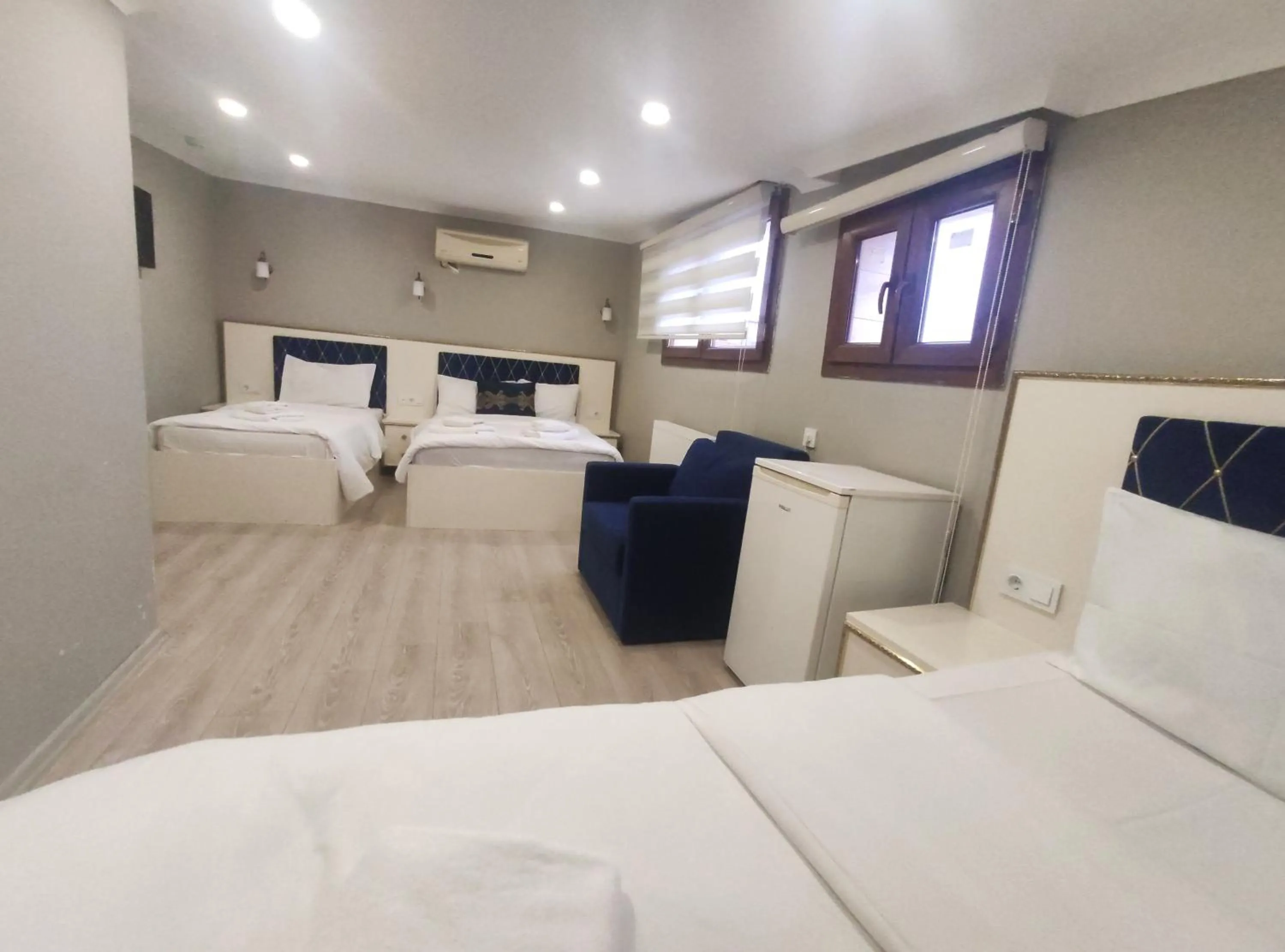 Family Room (4 Adults) in Family Istanbul Hotel