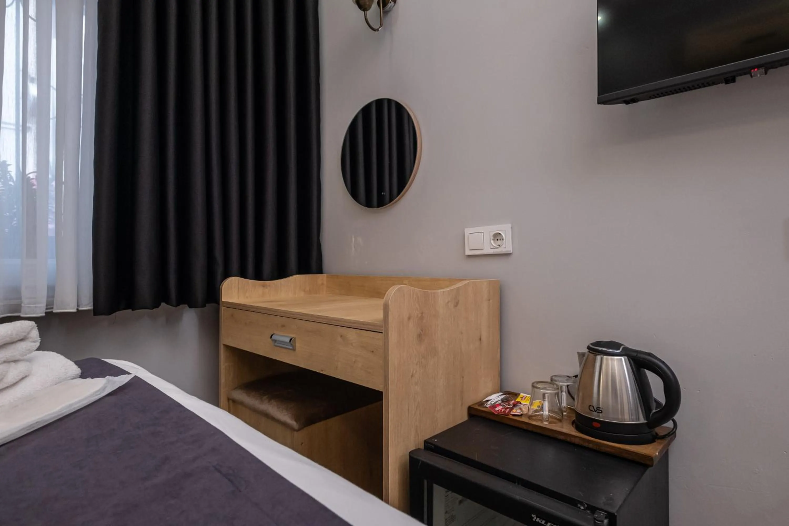 Bed in Family Istanbul Hotel