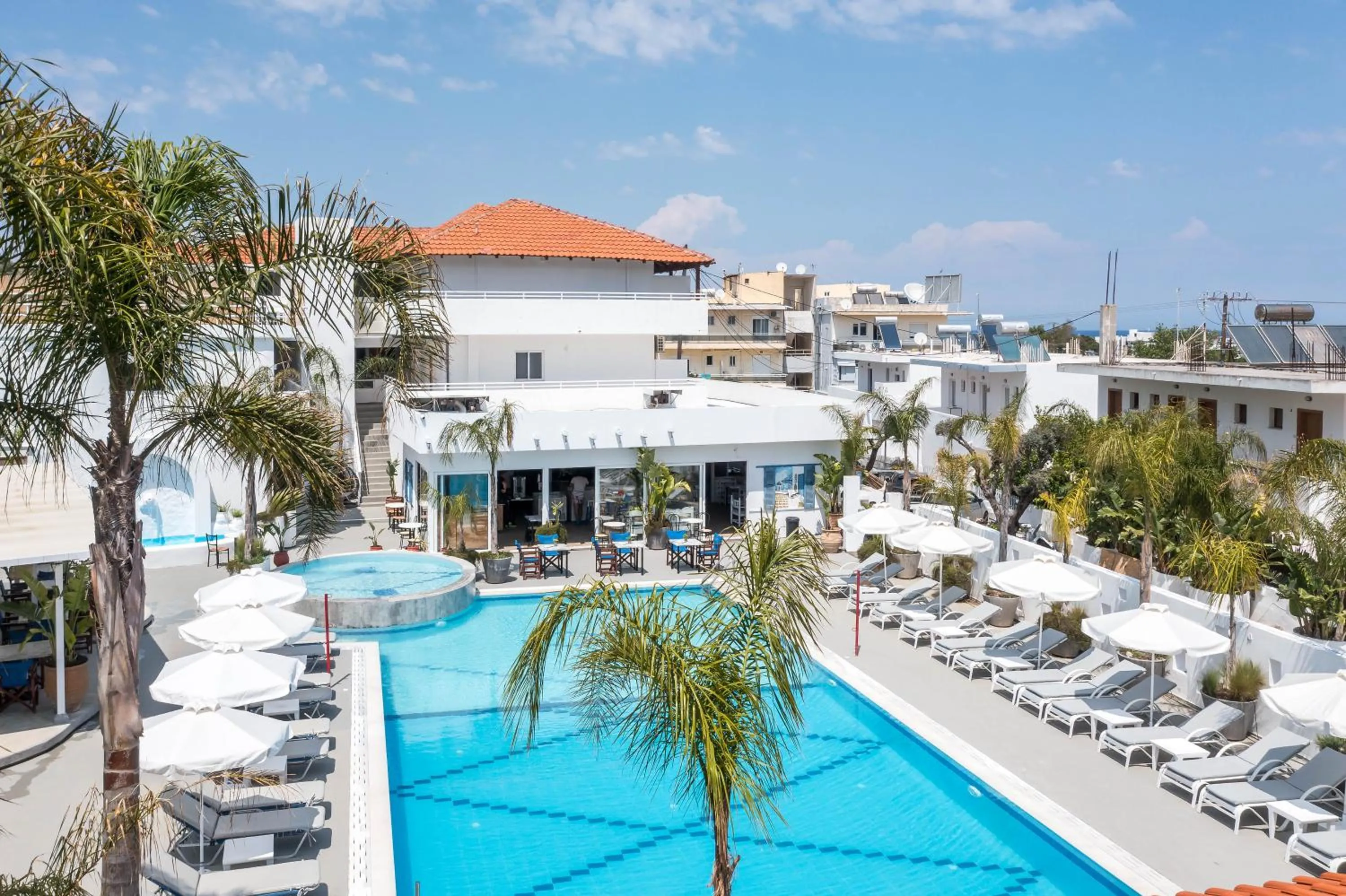 Swimming pool in Tinas Plus Hotel