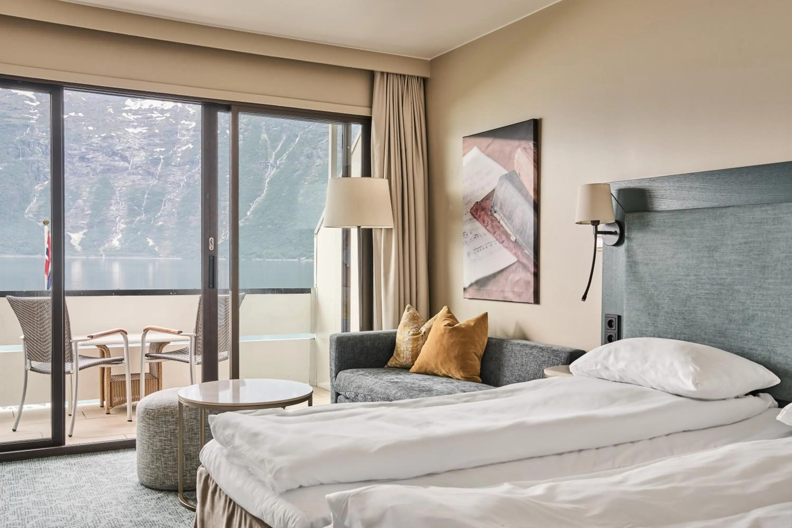 Bed in Hotel Ullensvang