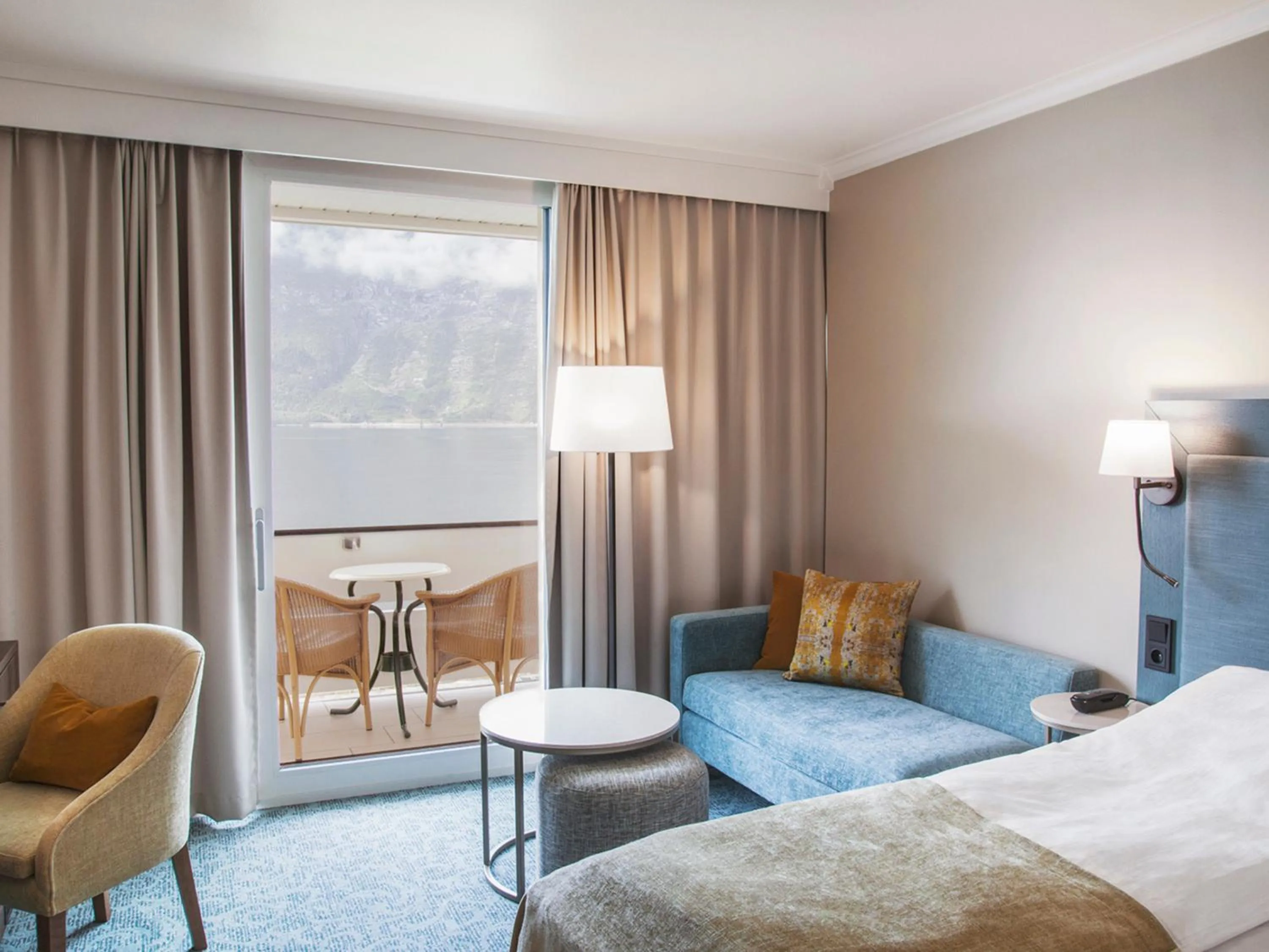 Bed in Hotel Ullensvang