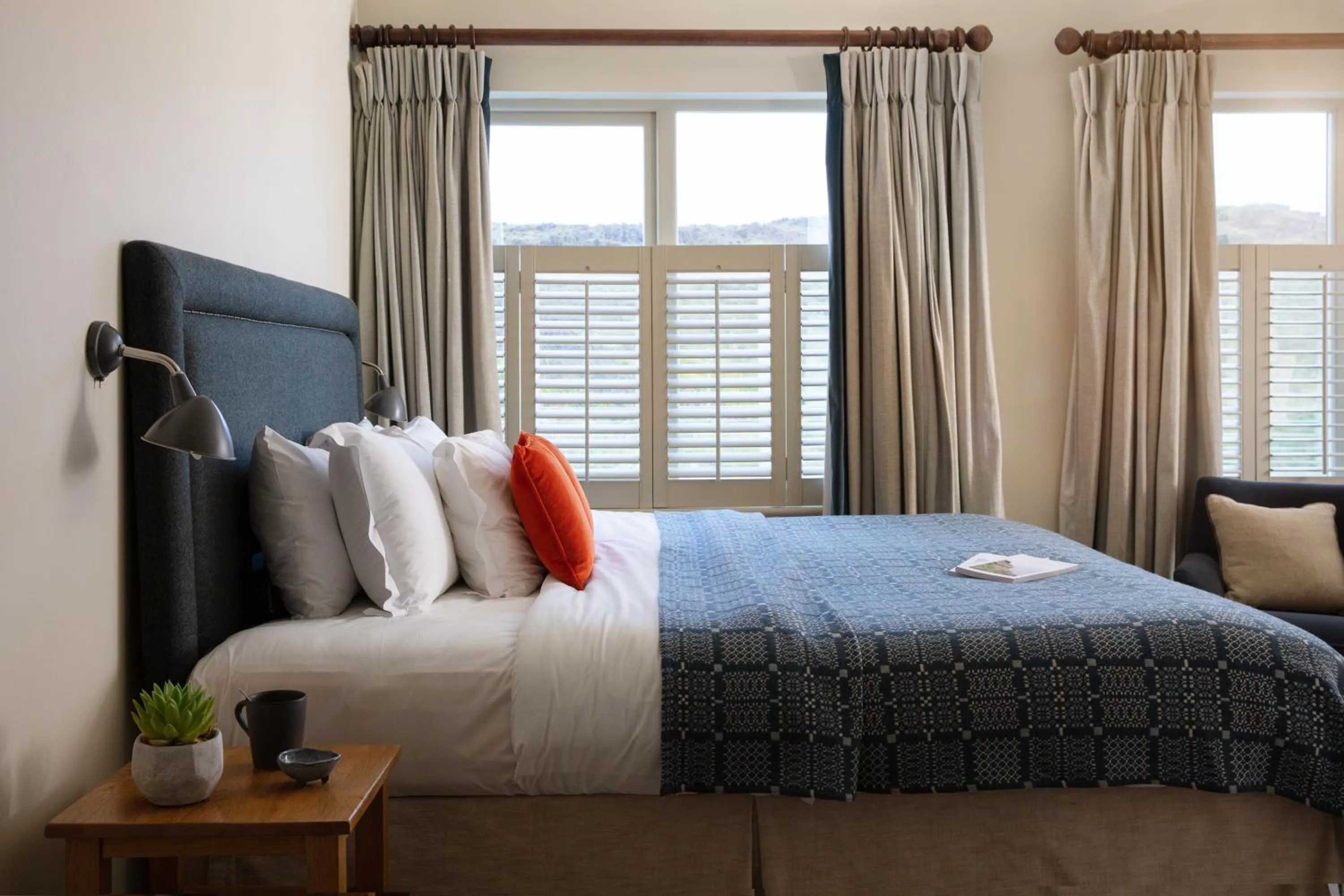 Bedroom, Bed in The Lewinnick Lodge