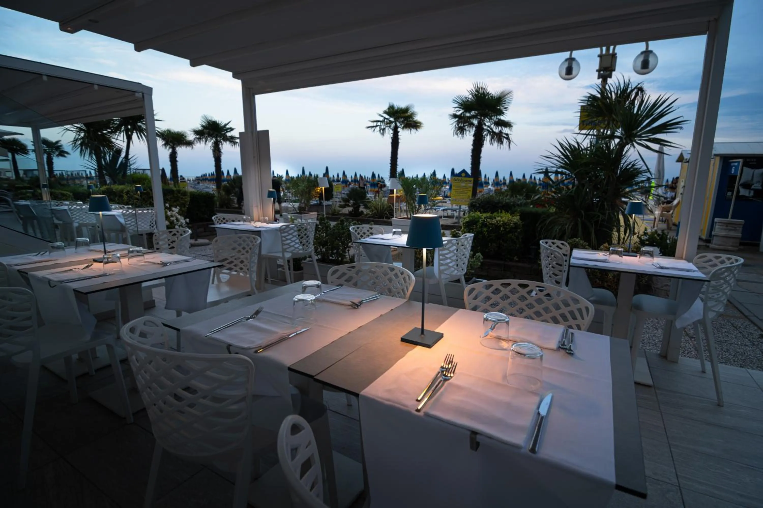 Restaurant/places to eat in Hotel Boston 3 Stelle Superior Frontemare