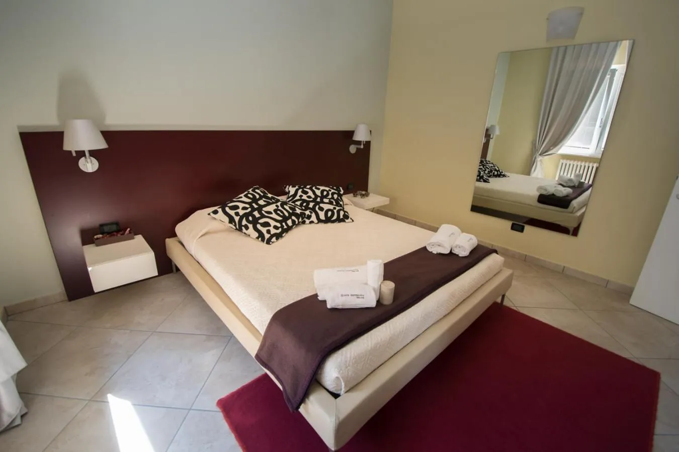 Decorative detail, Bed in Relais Corte Bergamini