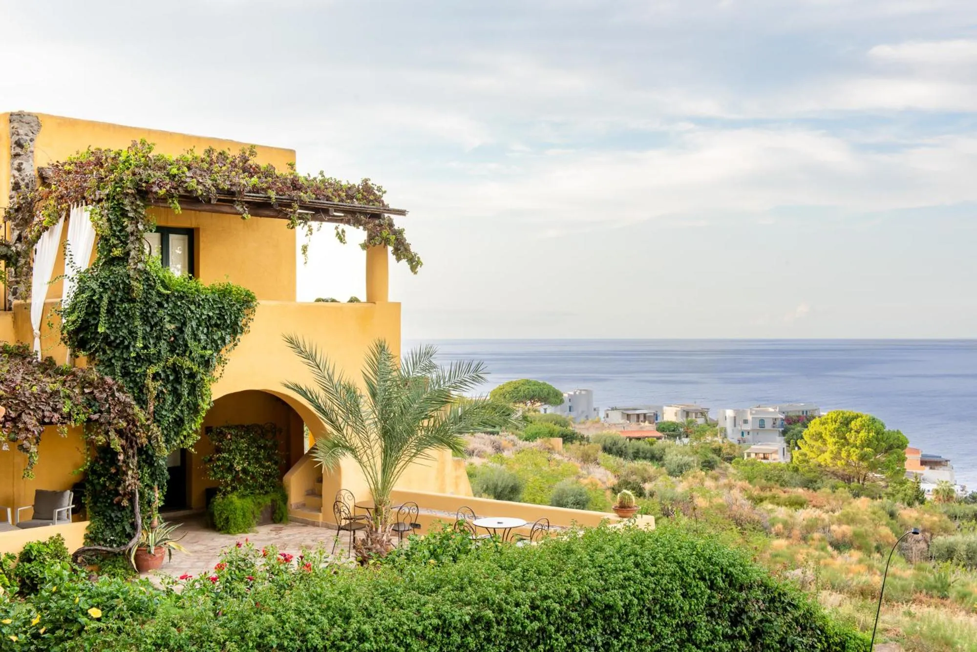 Garden in Hotel Ravesi