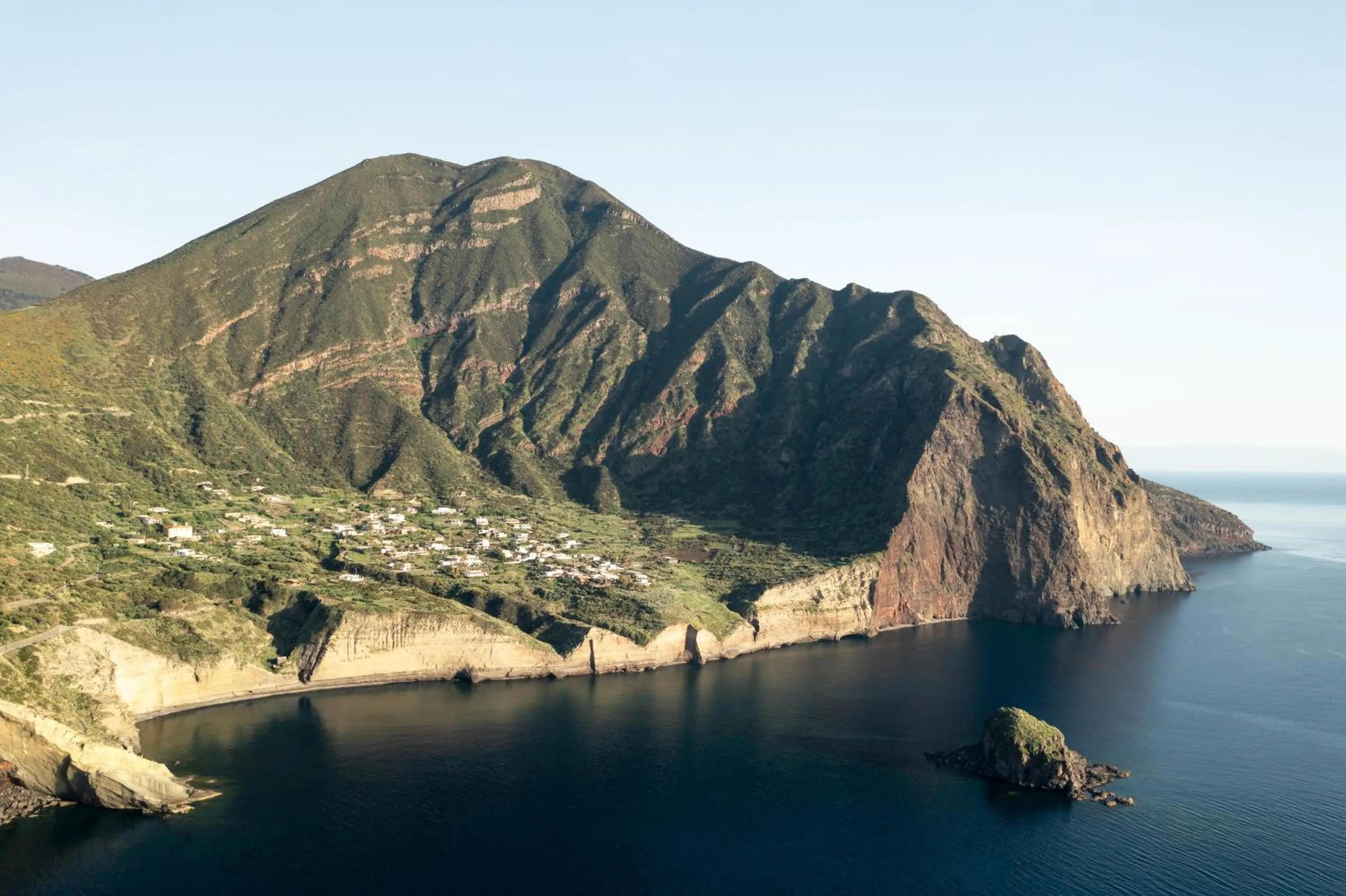 Nearby landmark in Hotel Ravesi