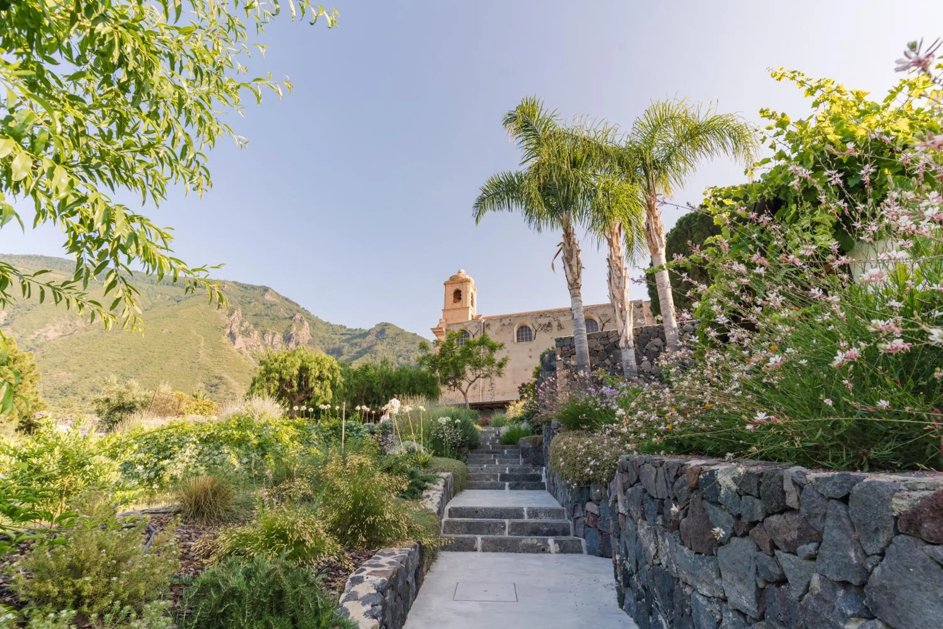 Spring in Hotel Ravesi