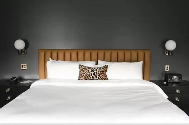Bed in The Inn Hotel, Ascend Hotel Collection