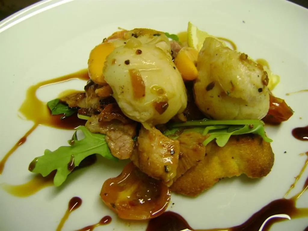 Dining area in The Commercial Hotel