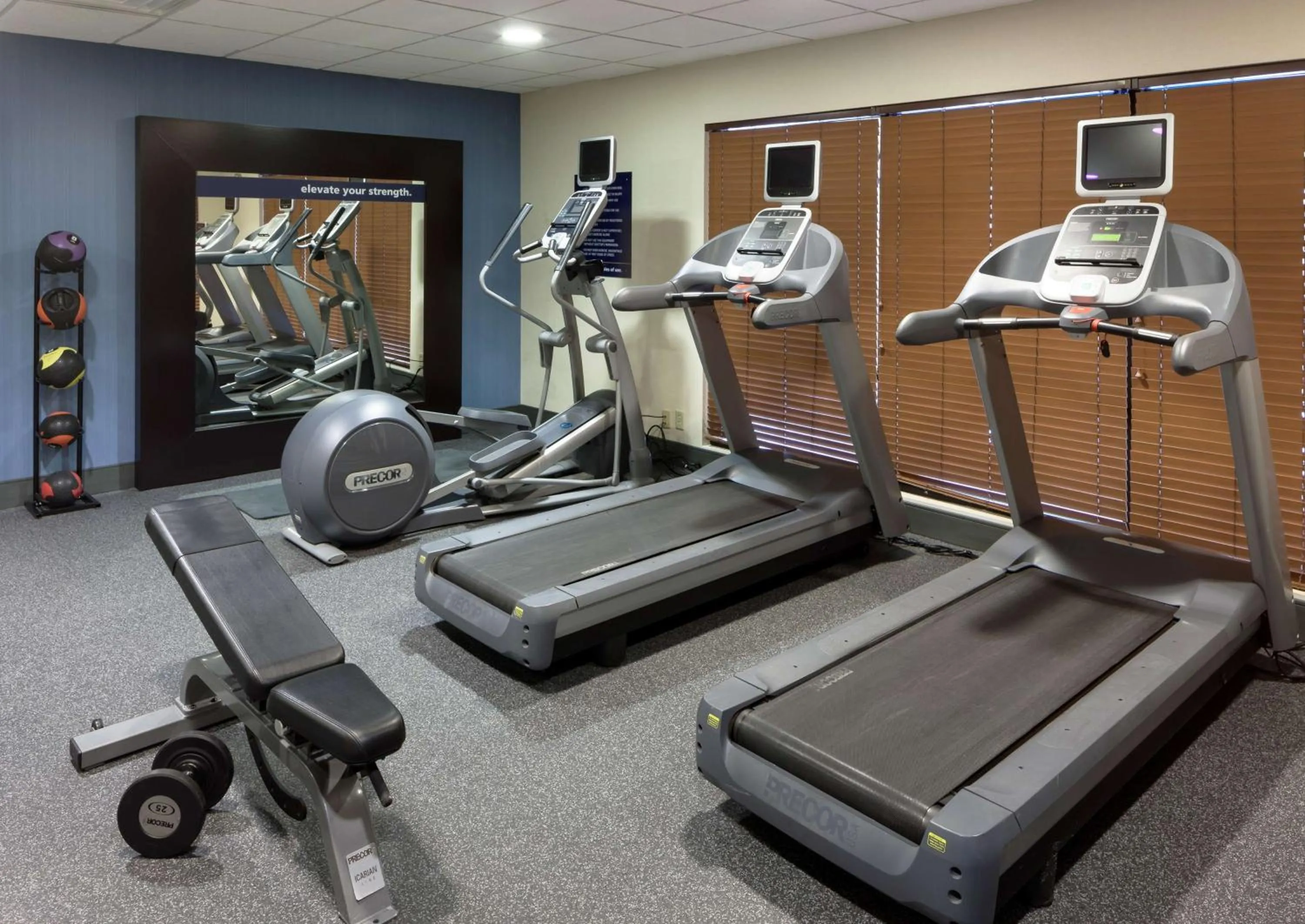 Fitness centre/facilities in Hampton Inn & Suites Colorado Springs/I-25 South